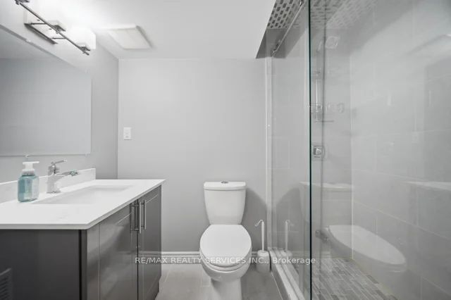 19 Thornbush Boulevard Property Photo 44