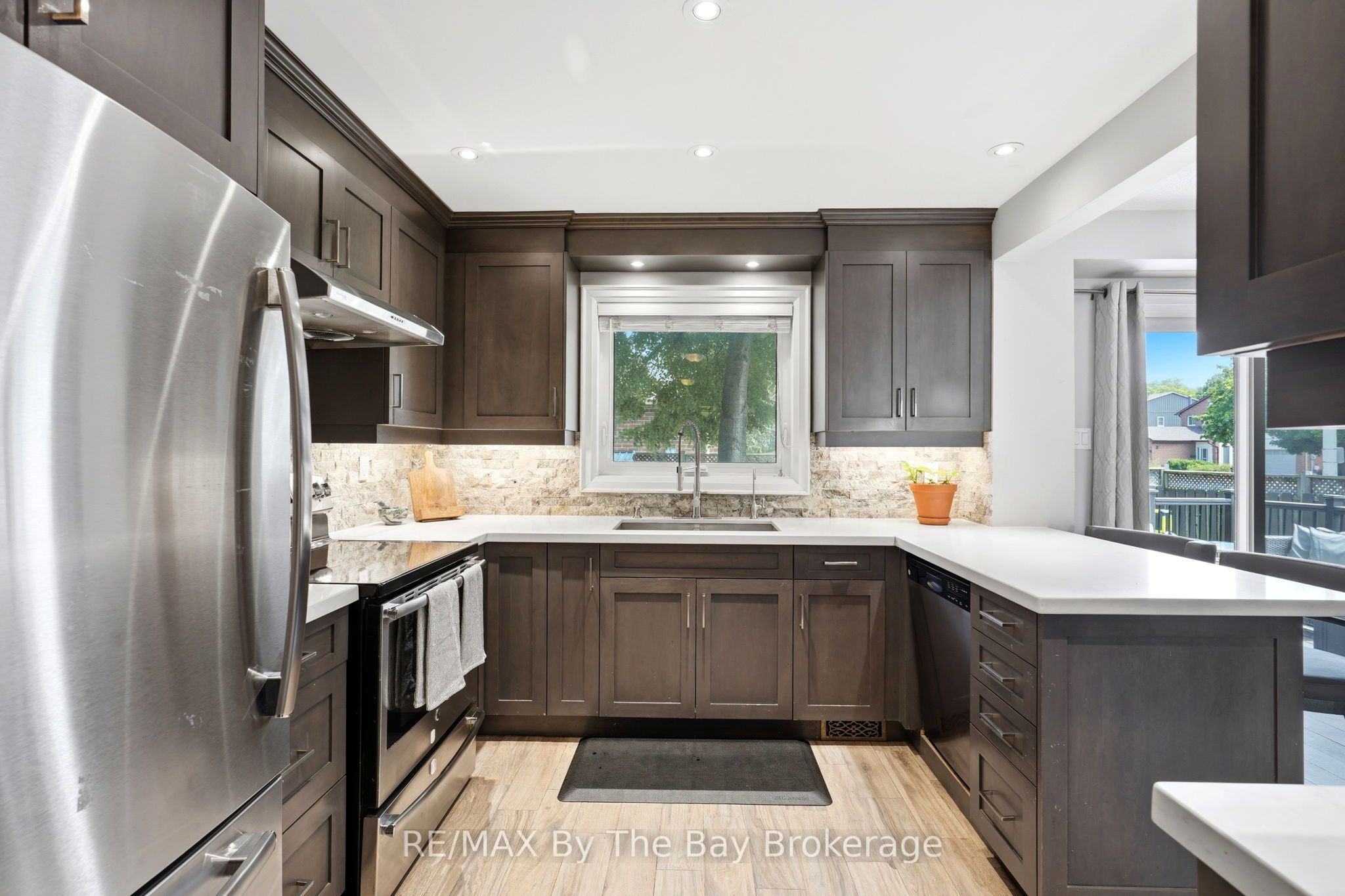 291 Woodlawn Crescent Property Photo 11