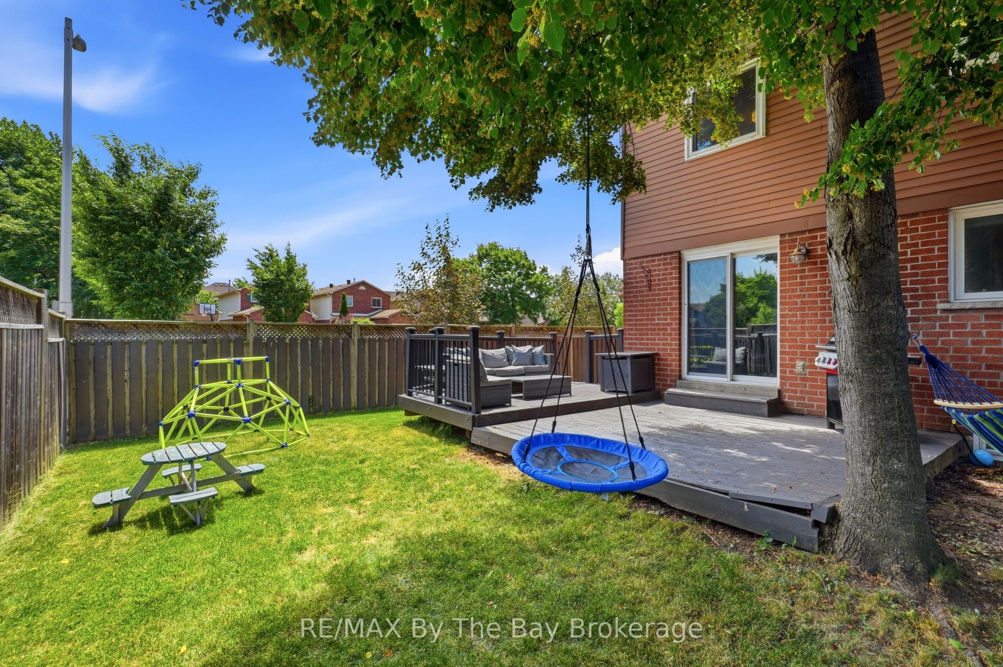 291 Woodlawn Crescent Property Photo 21