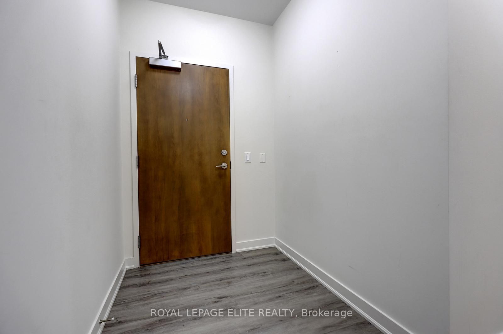 340 Plains Road E 303 Property Photo 6