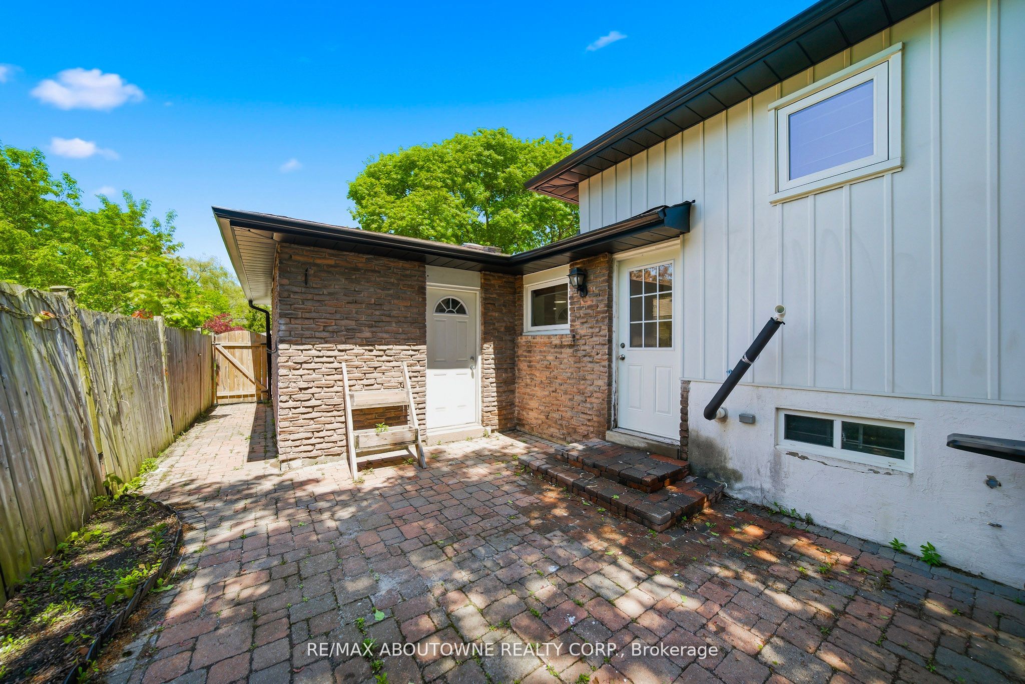 2306 Devon Road Property Photo 33