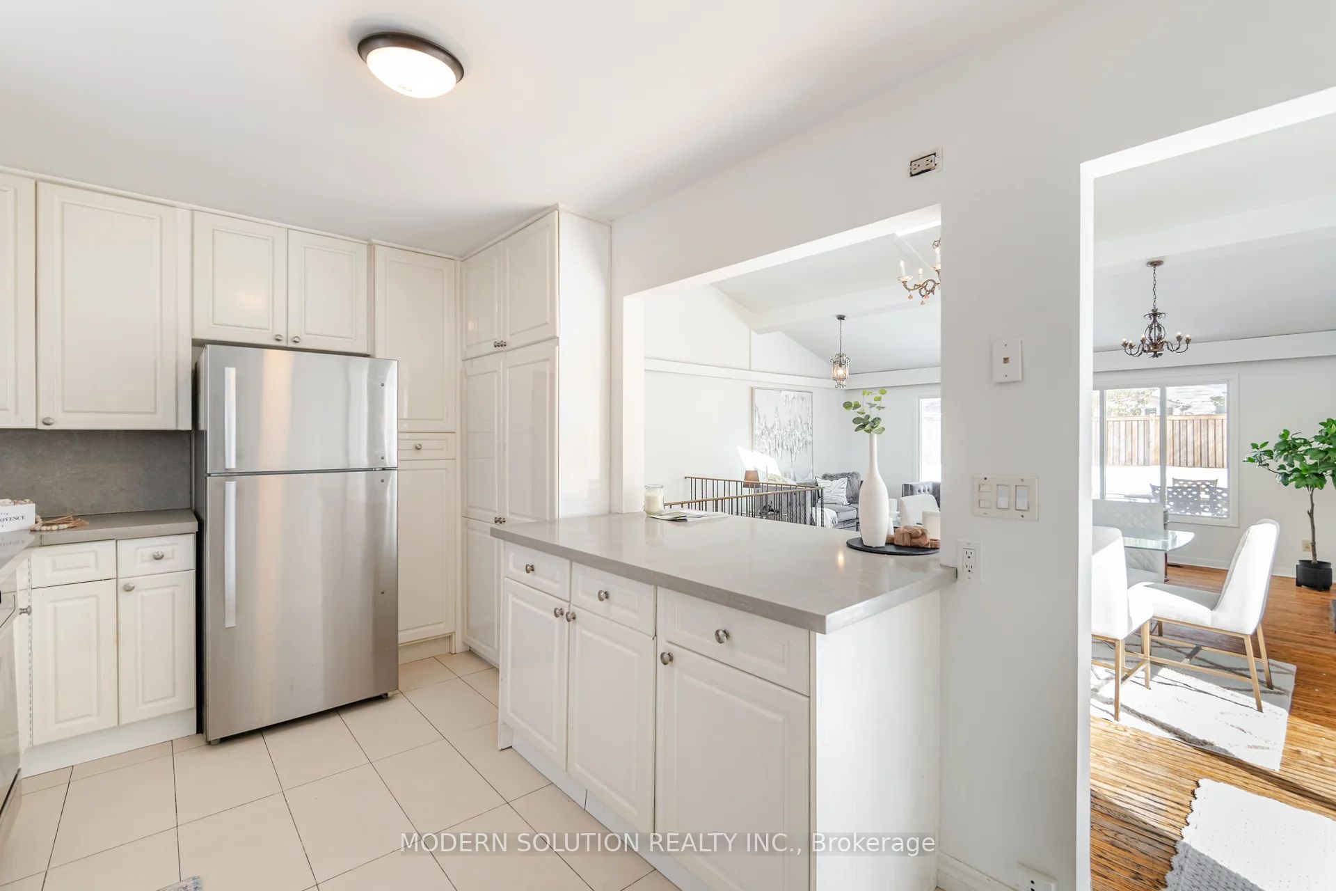 2557 Mindemoya Road Property Photo 13