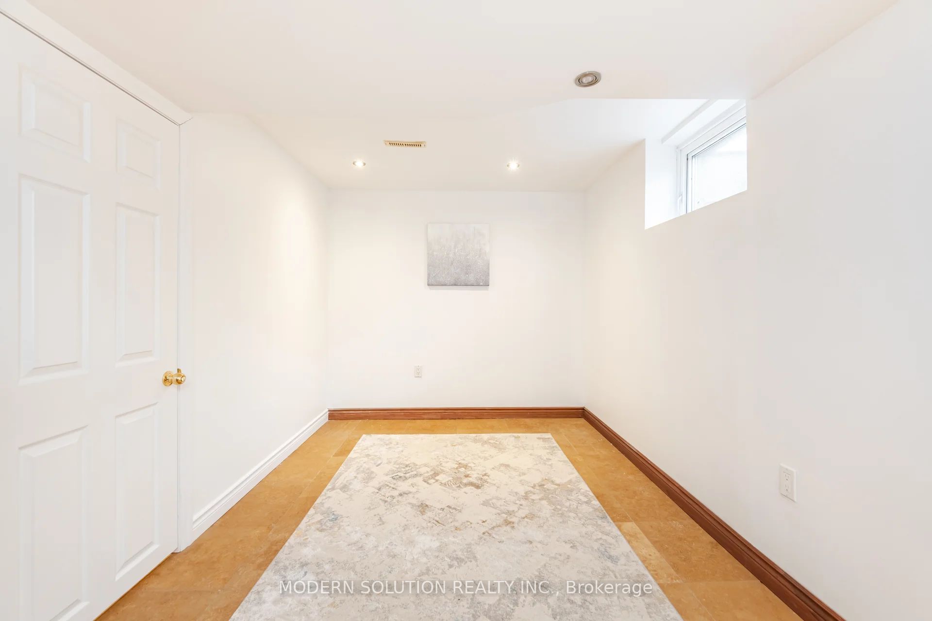 2557 Mindemoya Road Property Photo 23