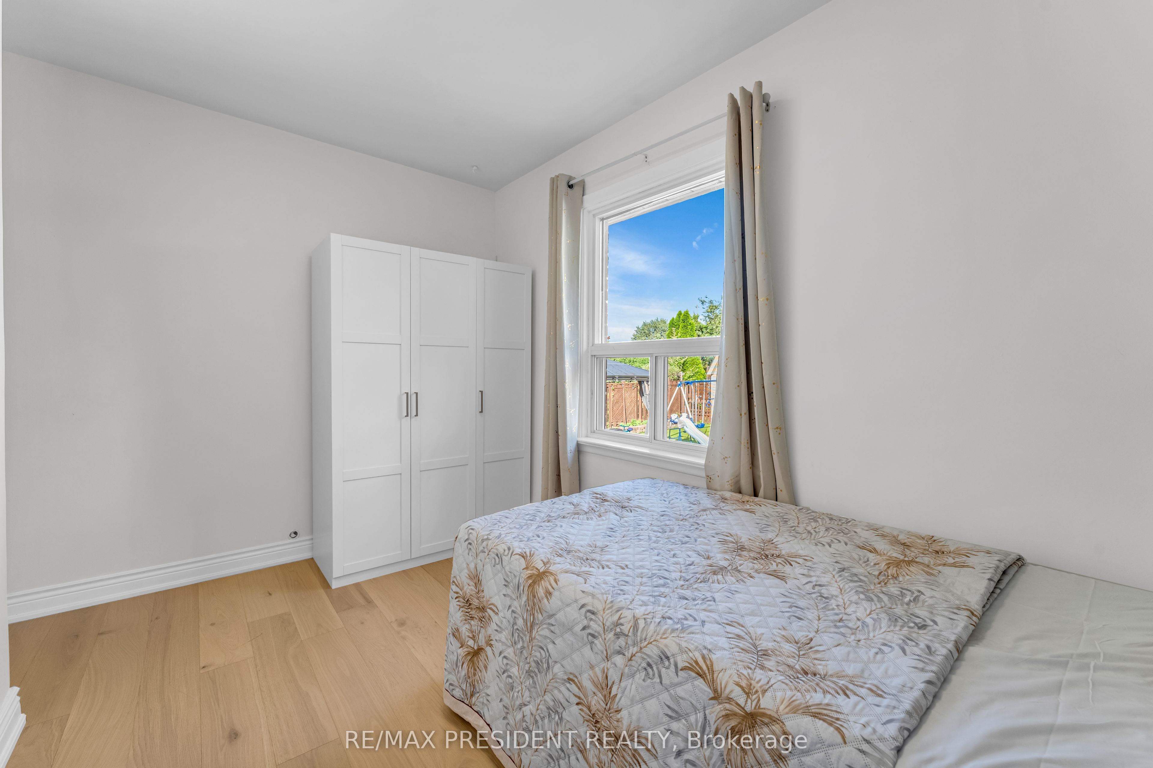 163 Prince Charles Drive Property Photo 16