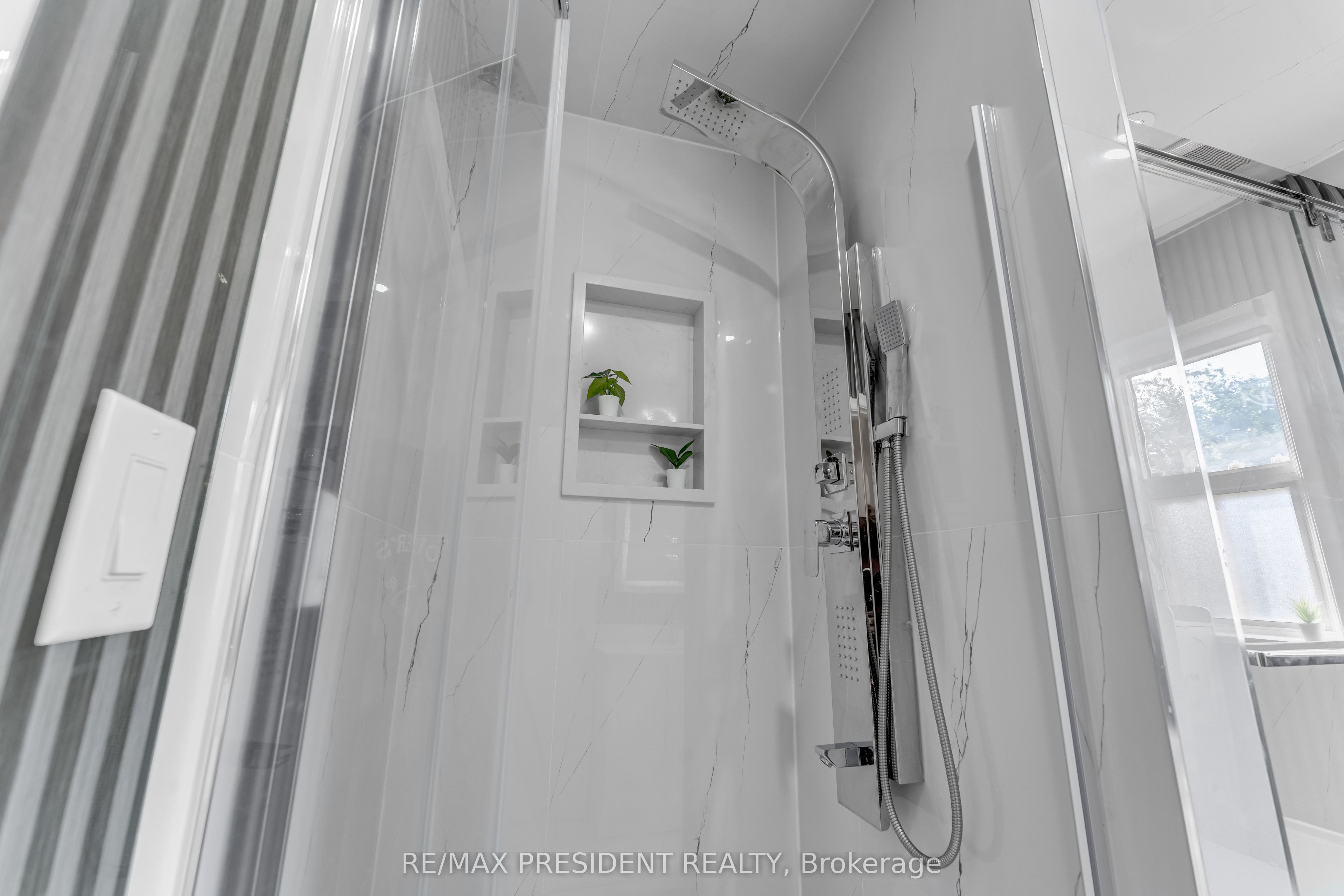 163 Prince Charles Drive Property Photo 19