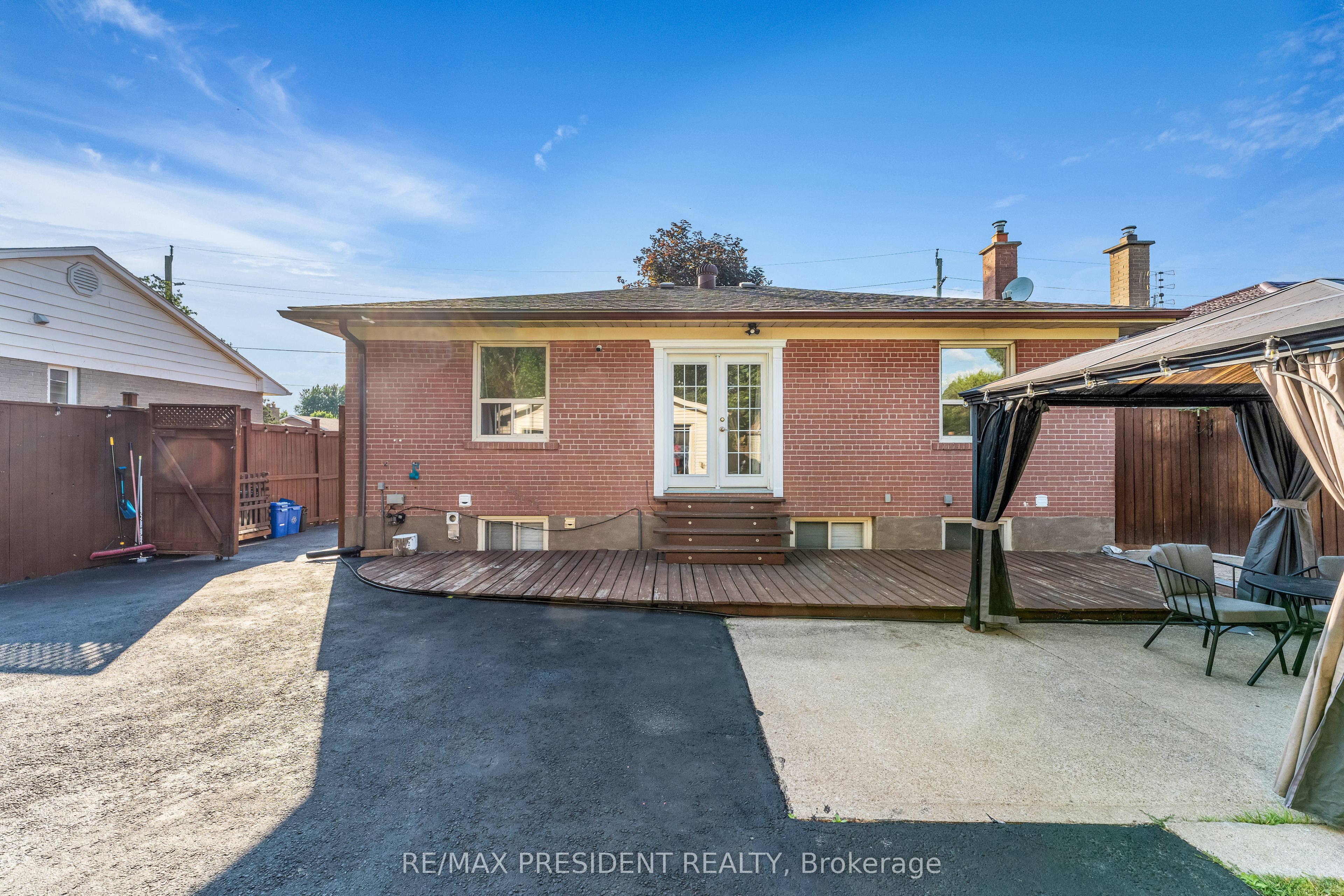 163 Prince Charles Drive Property Photo 49