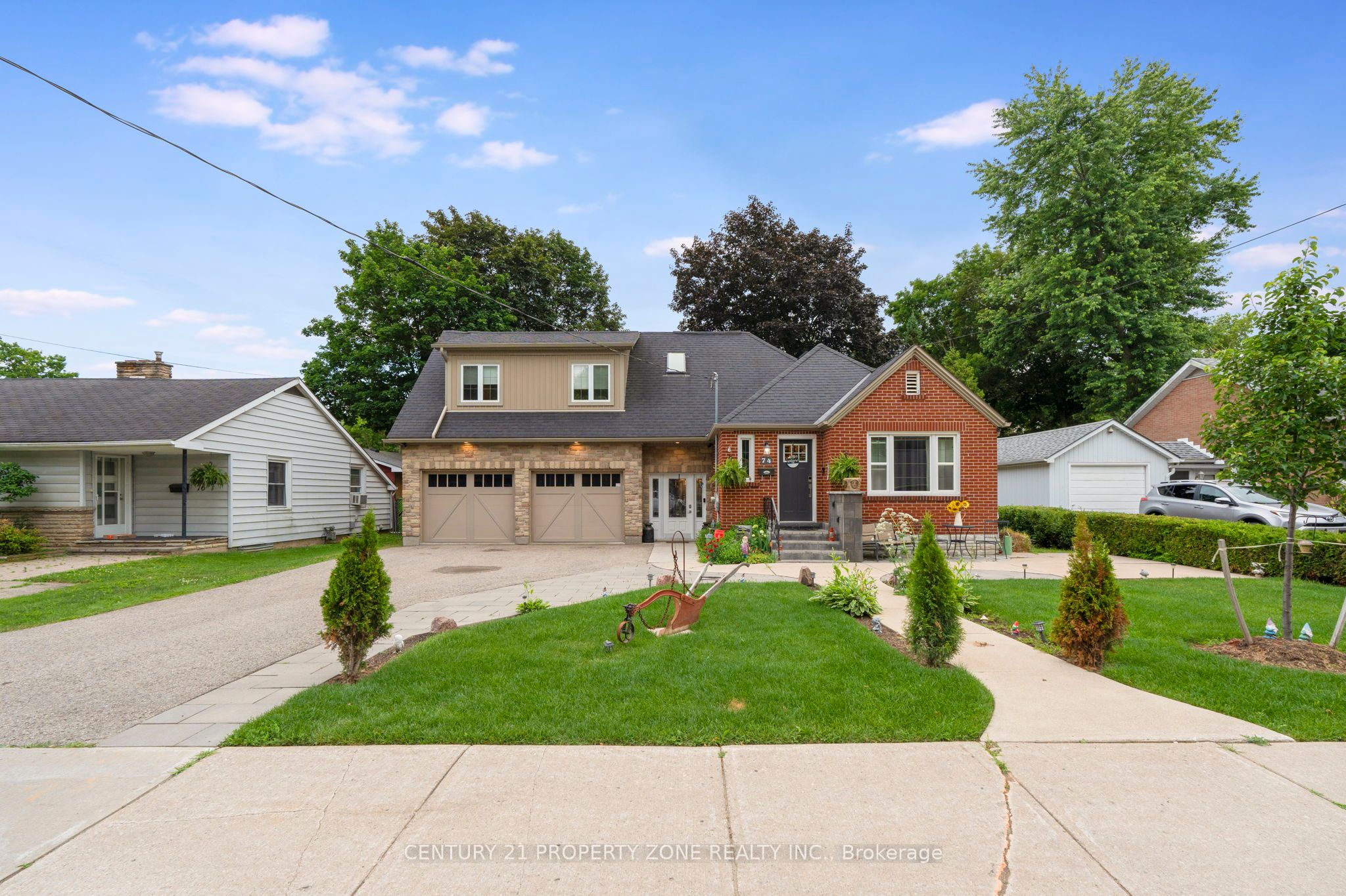 74 John Street Property Photo 2