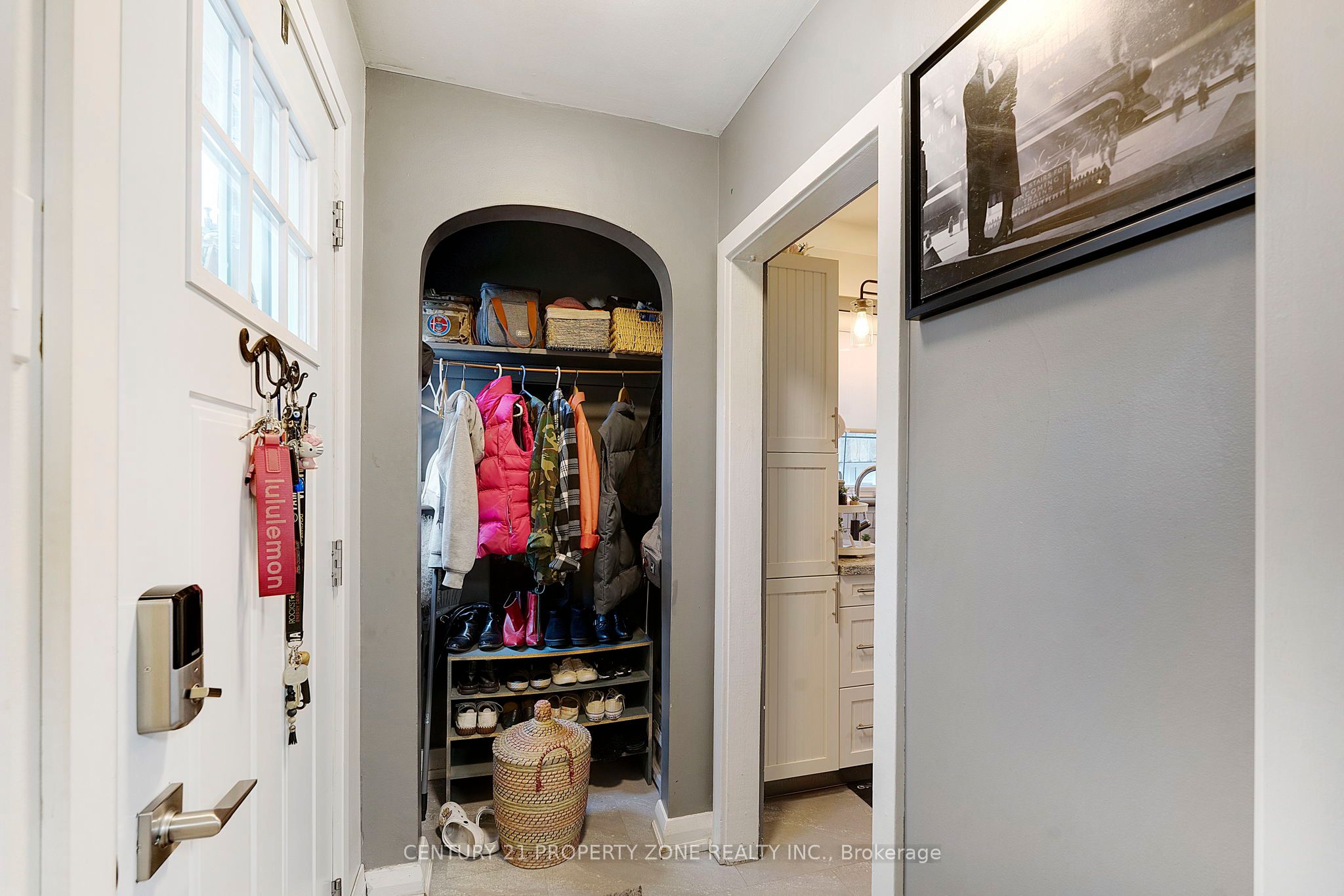 74 John Street Property Photo 5