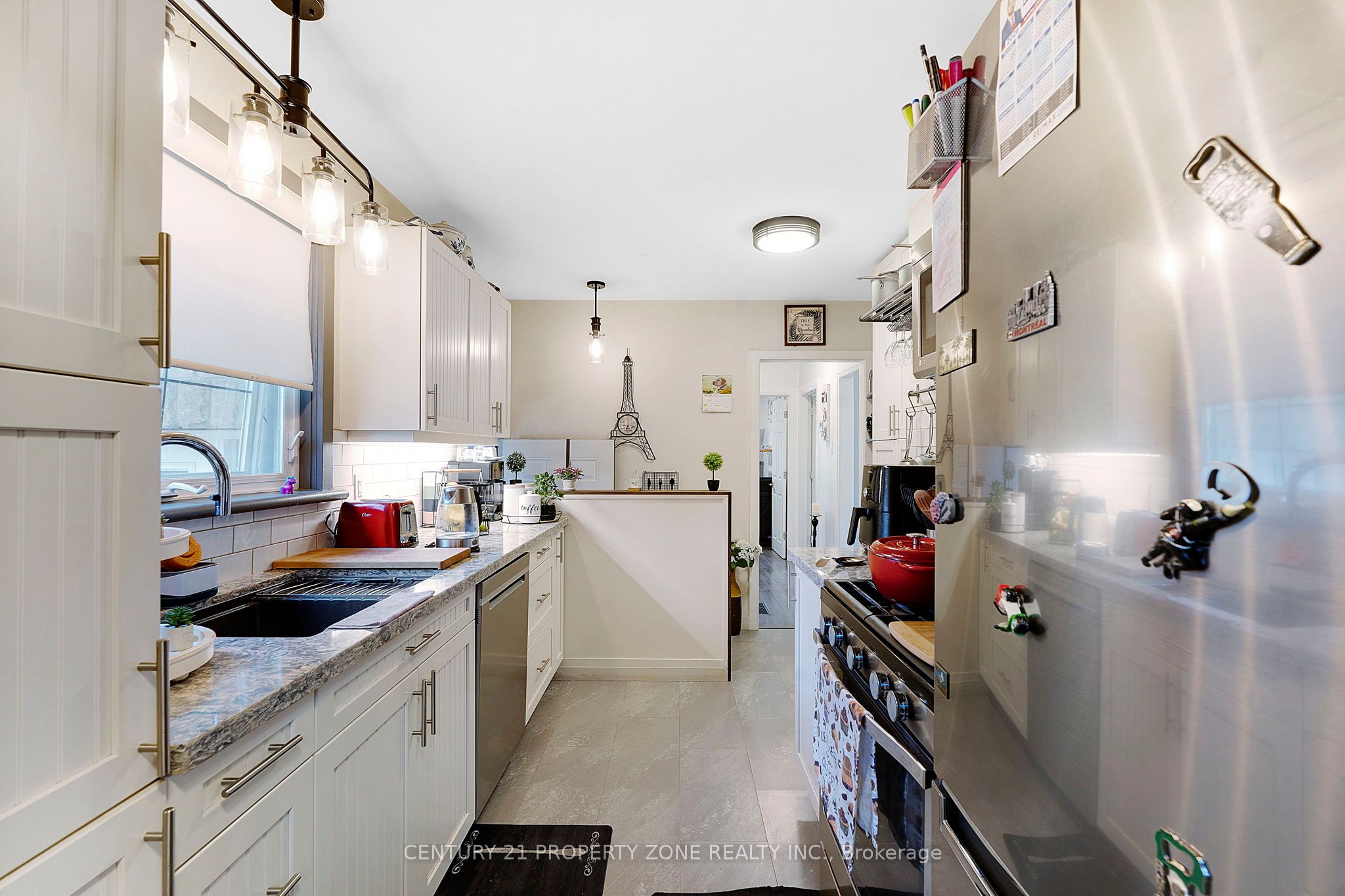 74 John Street Property Photo 6