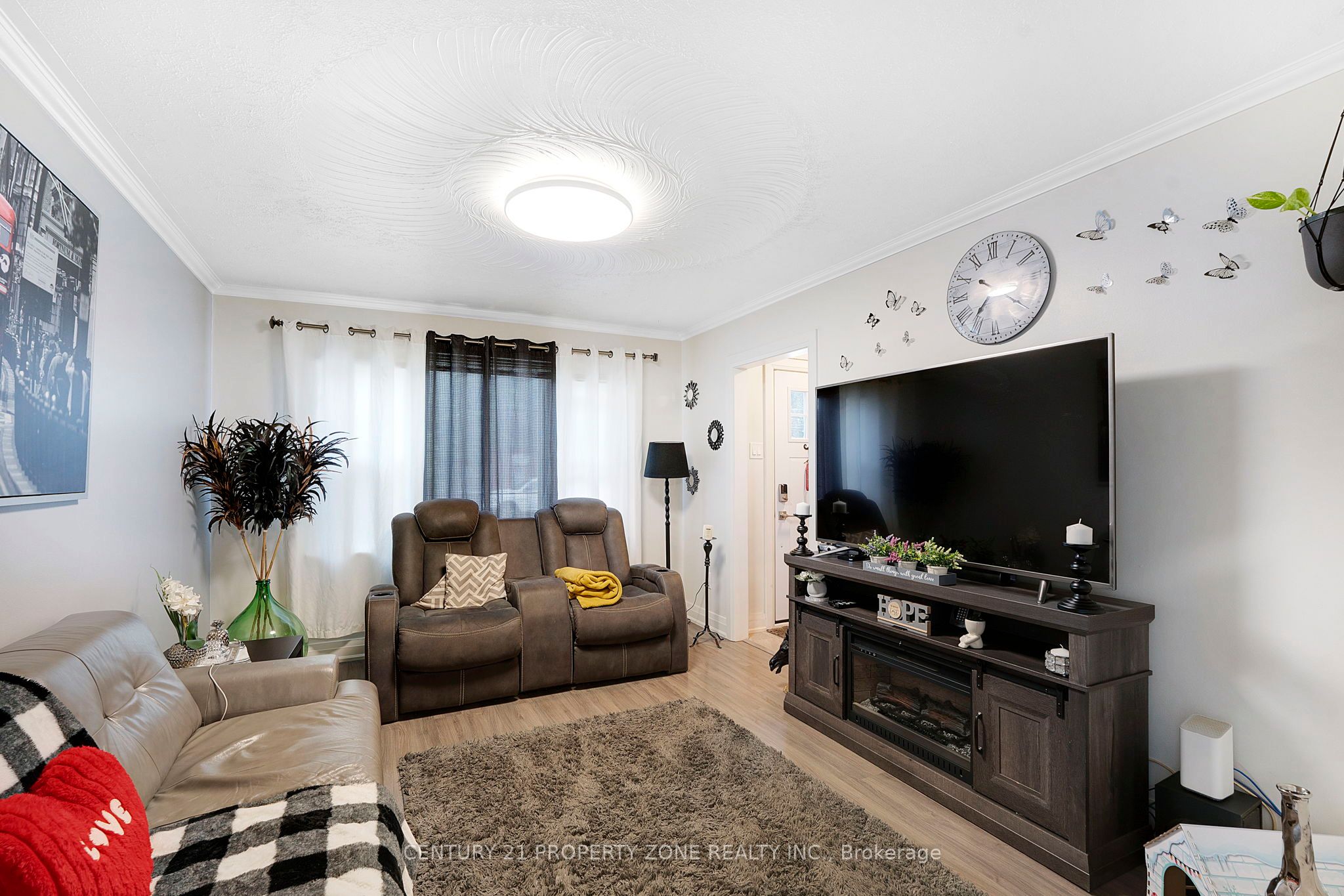 74 John Street Property Photo 11