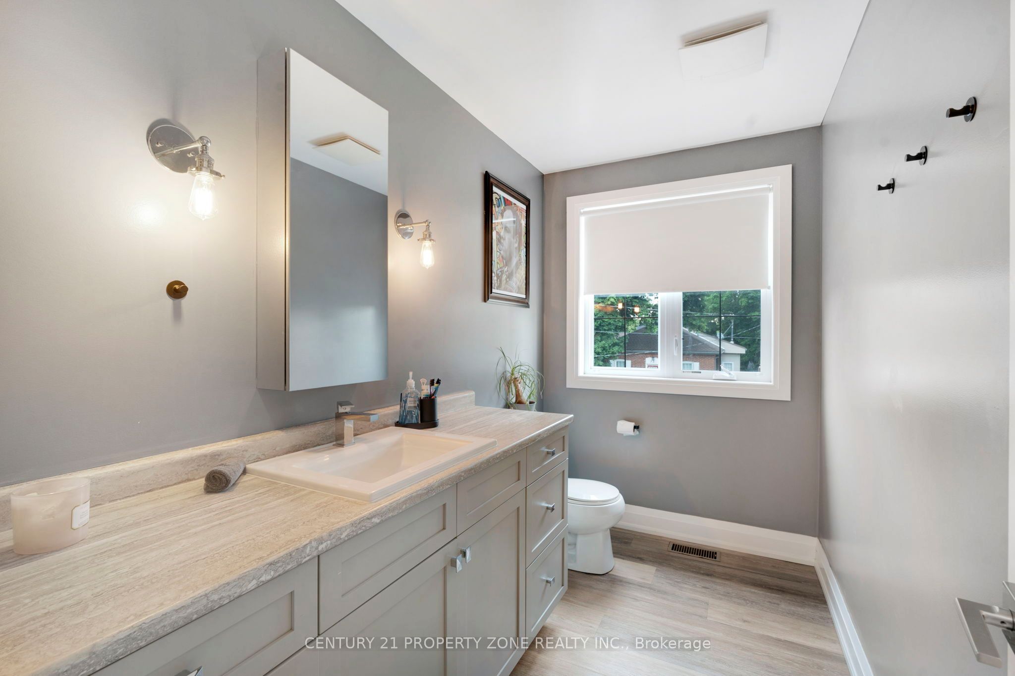 74 John Street Property Photo 25