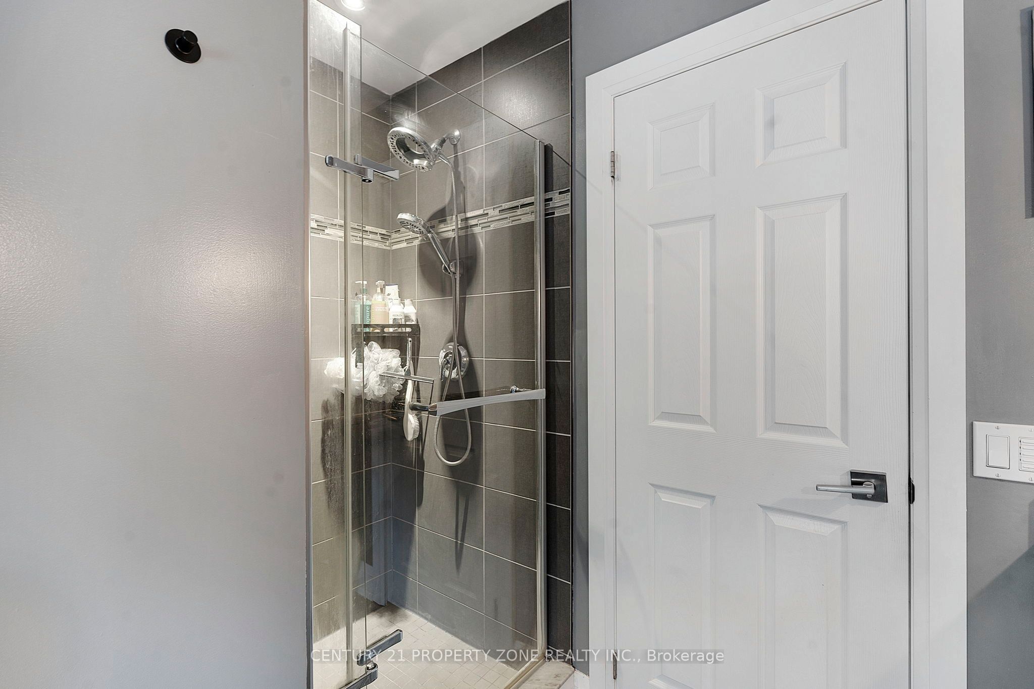 74 John Street Property Photo 26