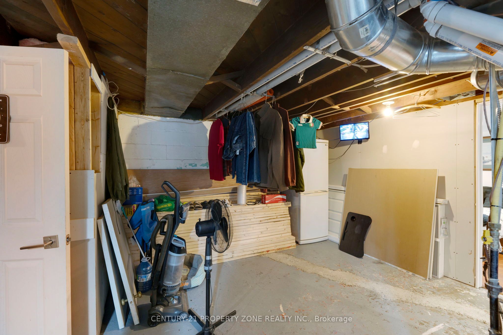74 John Street Property Photo 31