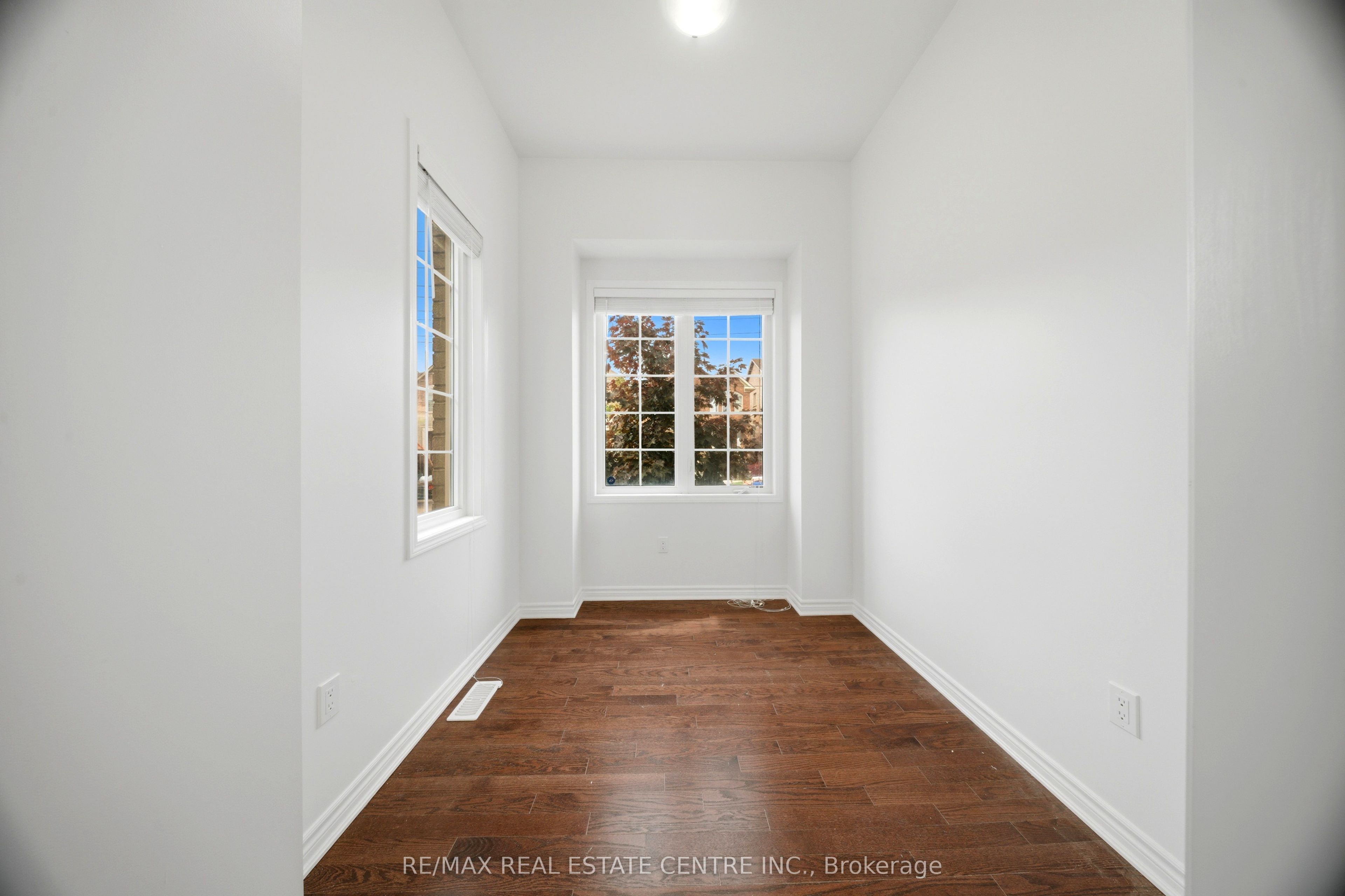 369 Cedar Hedge Road Property Photo 5