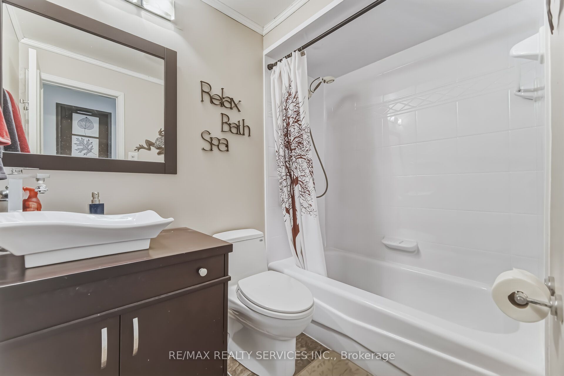 15 Braemar Drive Property Photo 13