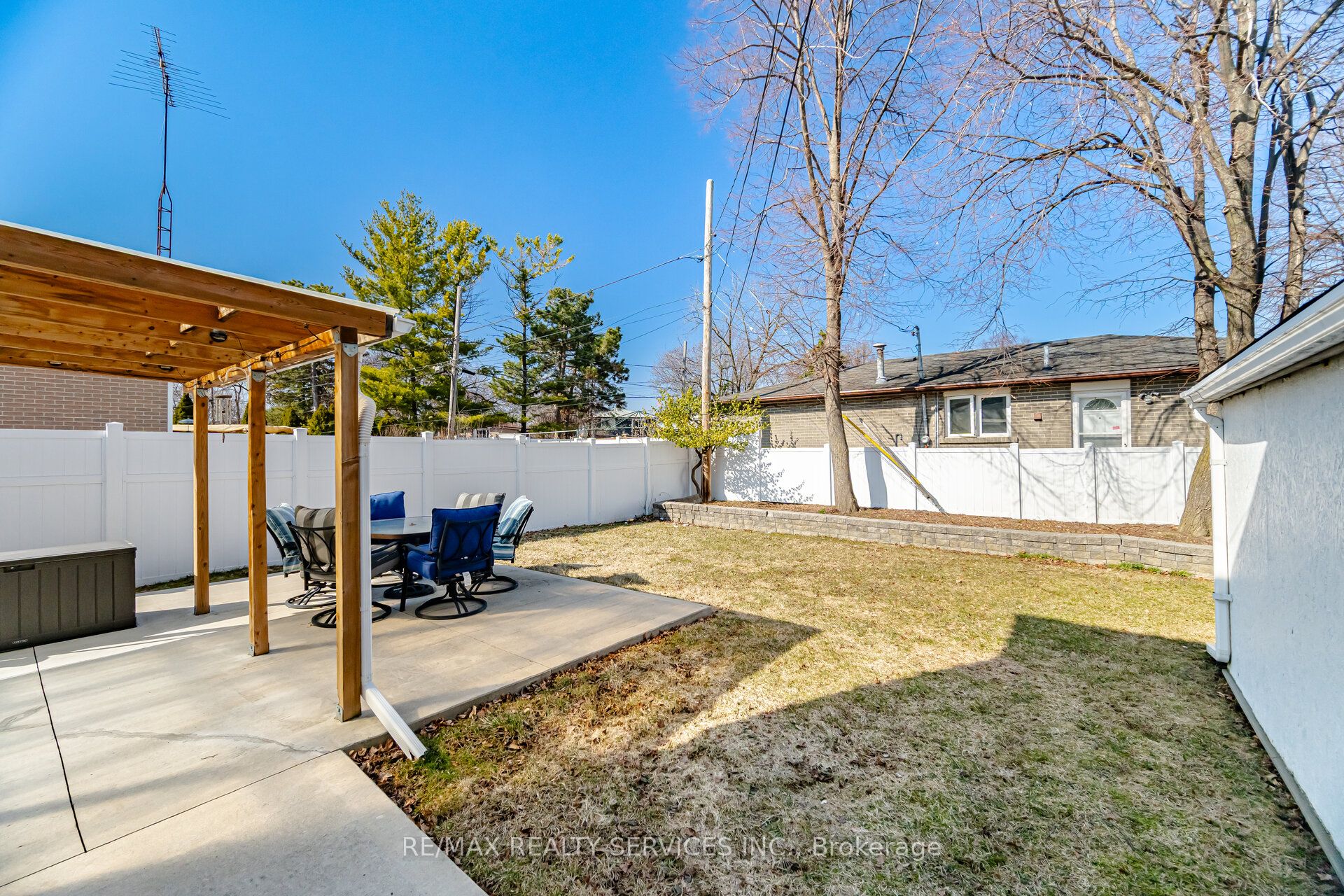 15 Braemar Drive Property Photo 16