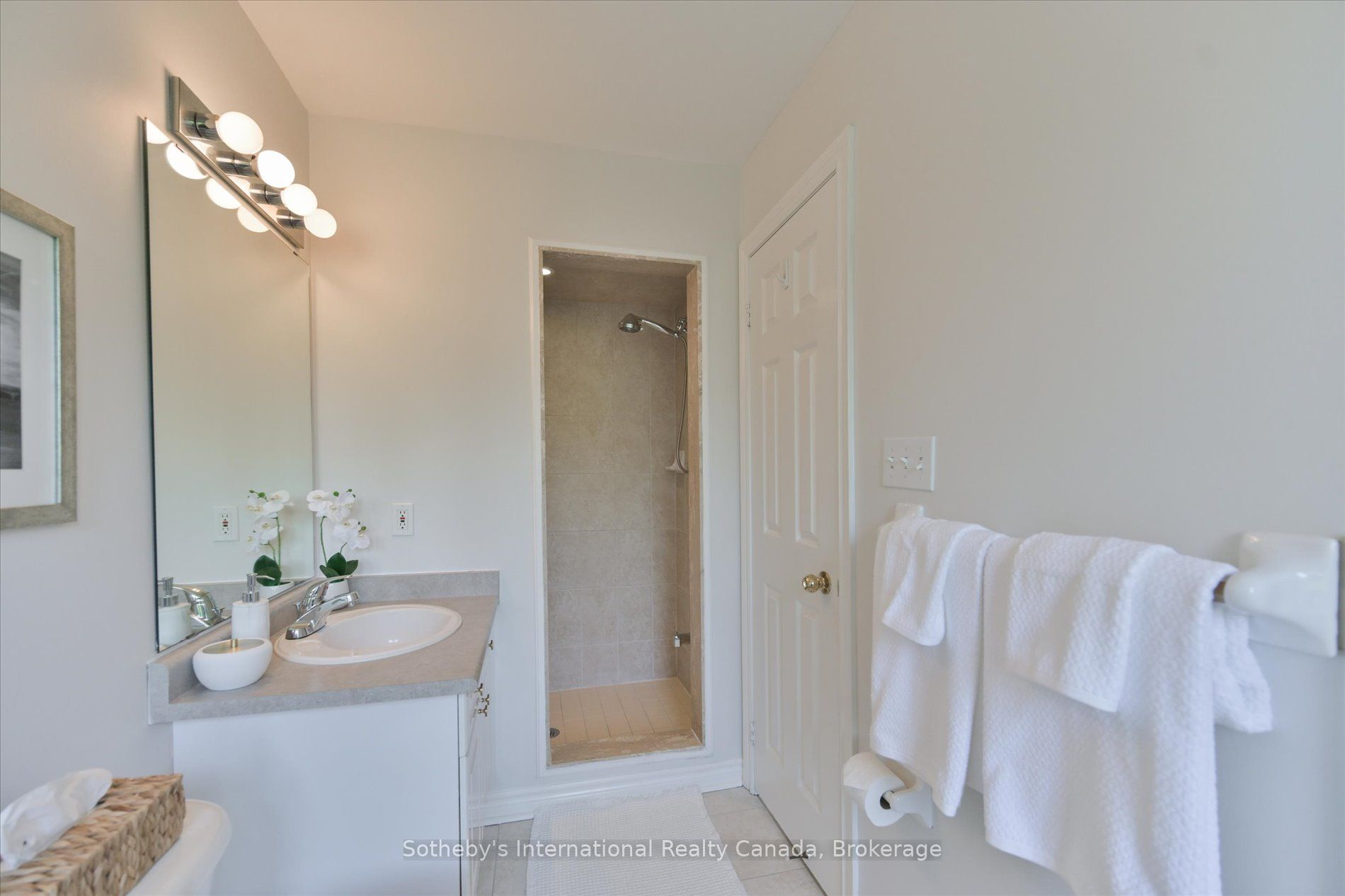 300 Ravineview Way 41 Property Photo 31