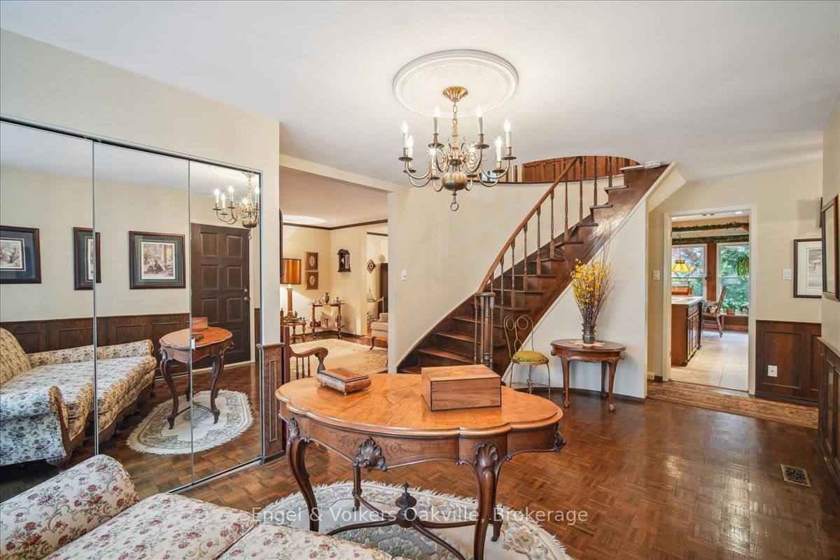 250 Gatestone Avenue Property Photo 9