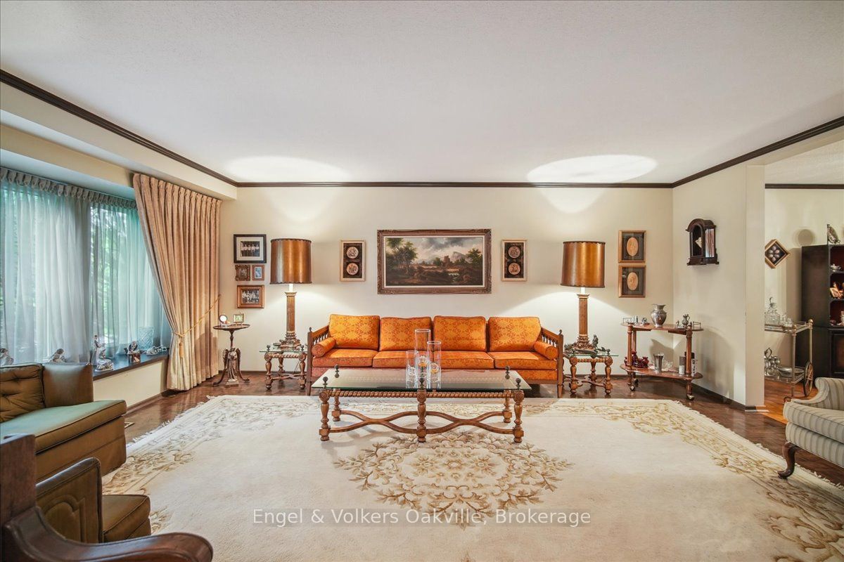 250 Gatestone Avenue Property Photo 11