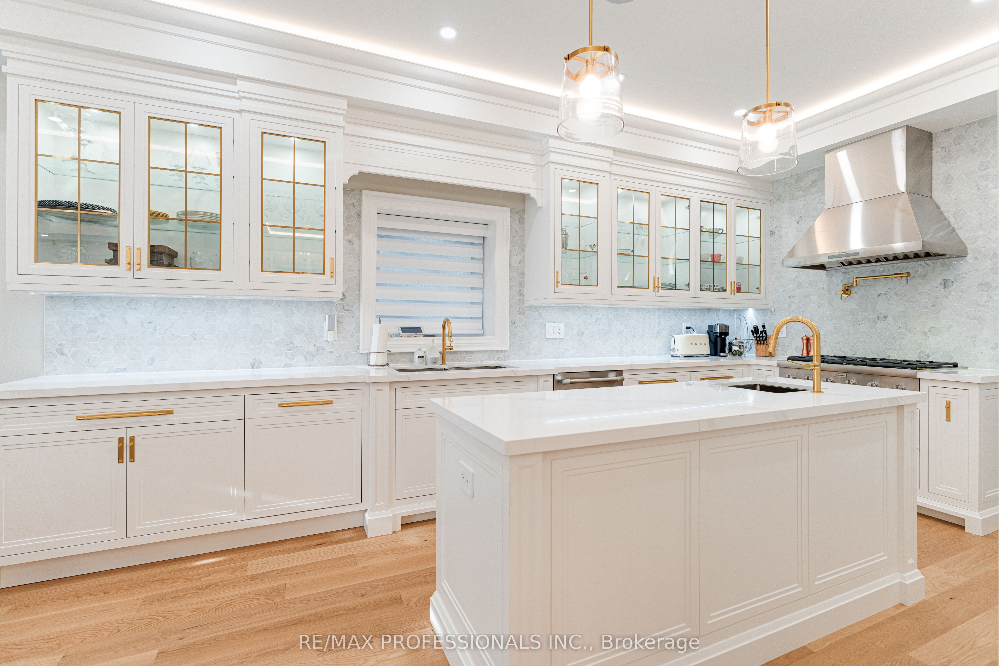 161 The Kingsway Property Photo 6