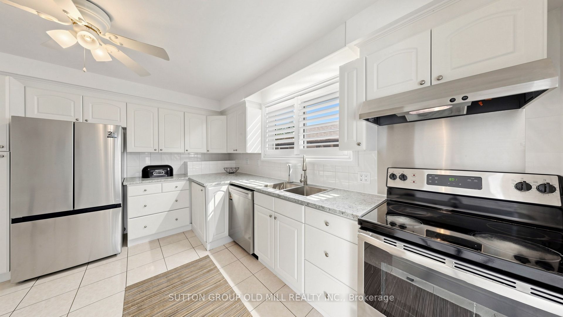 19 Ascot Avenue Property Photo 15
