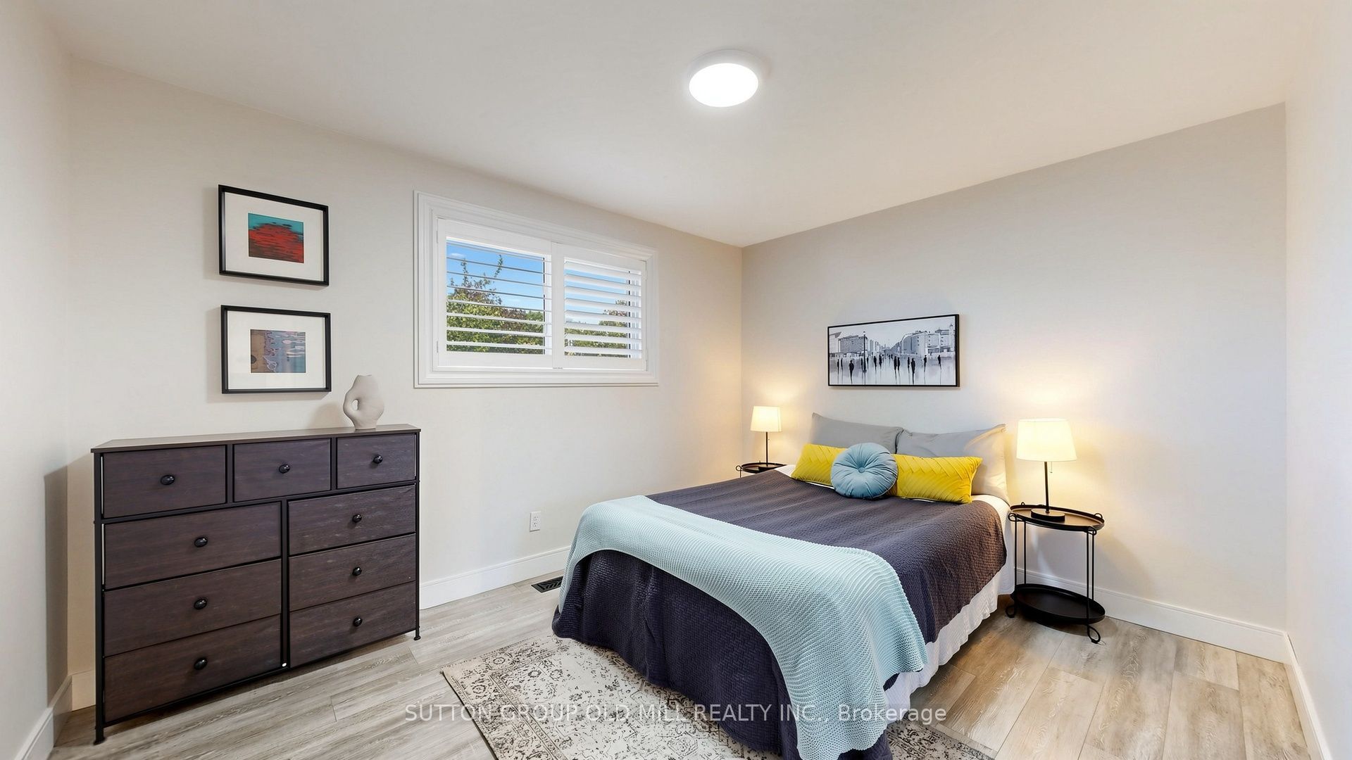 19 Ascot Avenue Property Photo 20