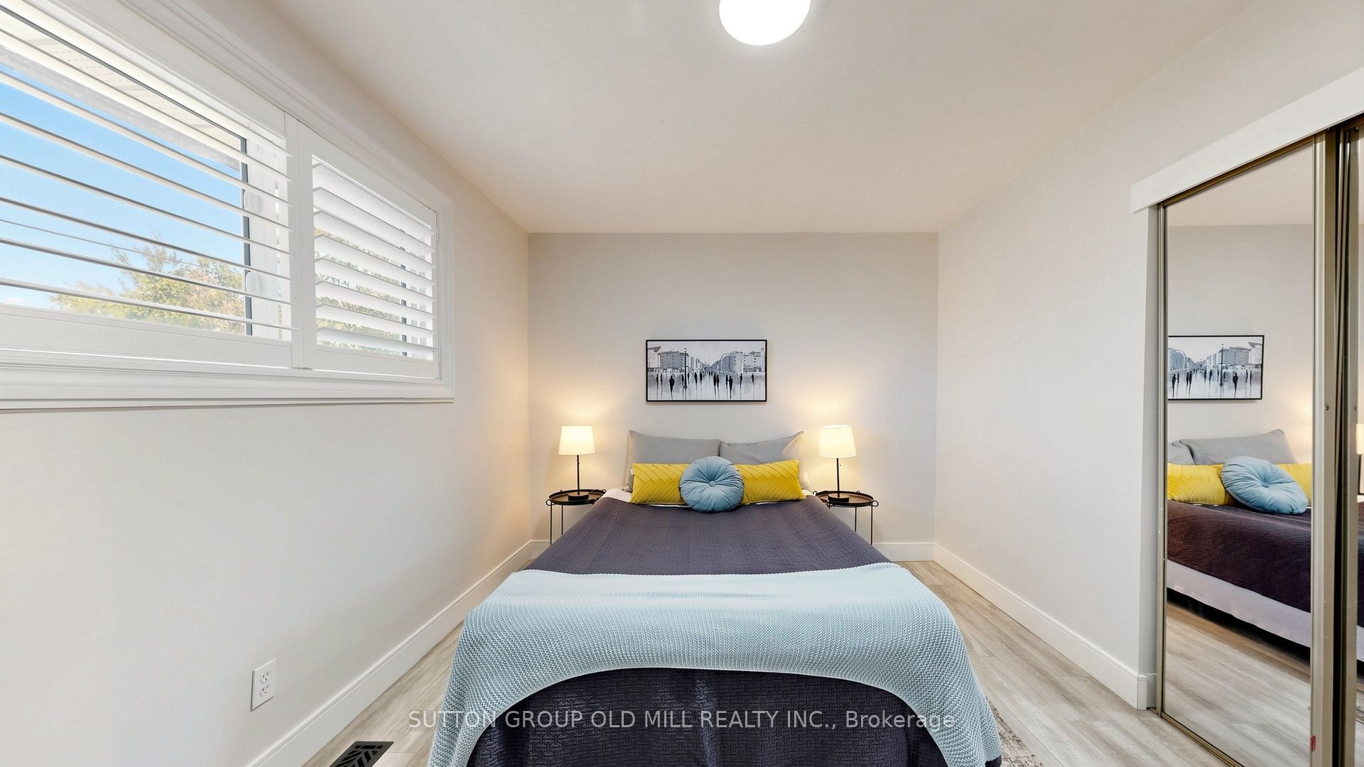 19 Ascot Avenue Property Photo 21