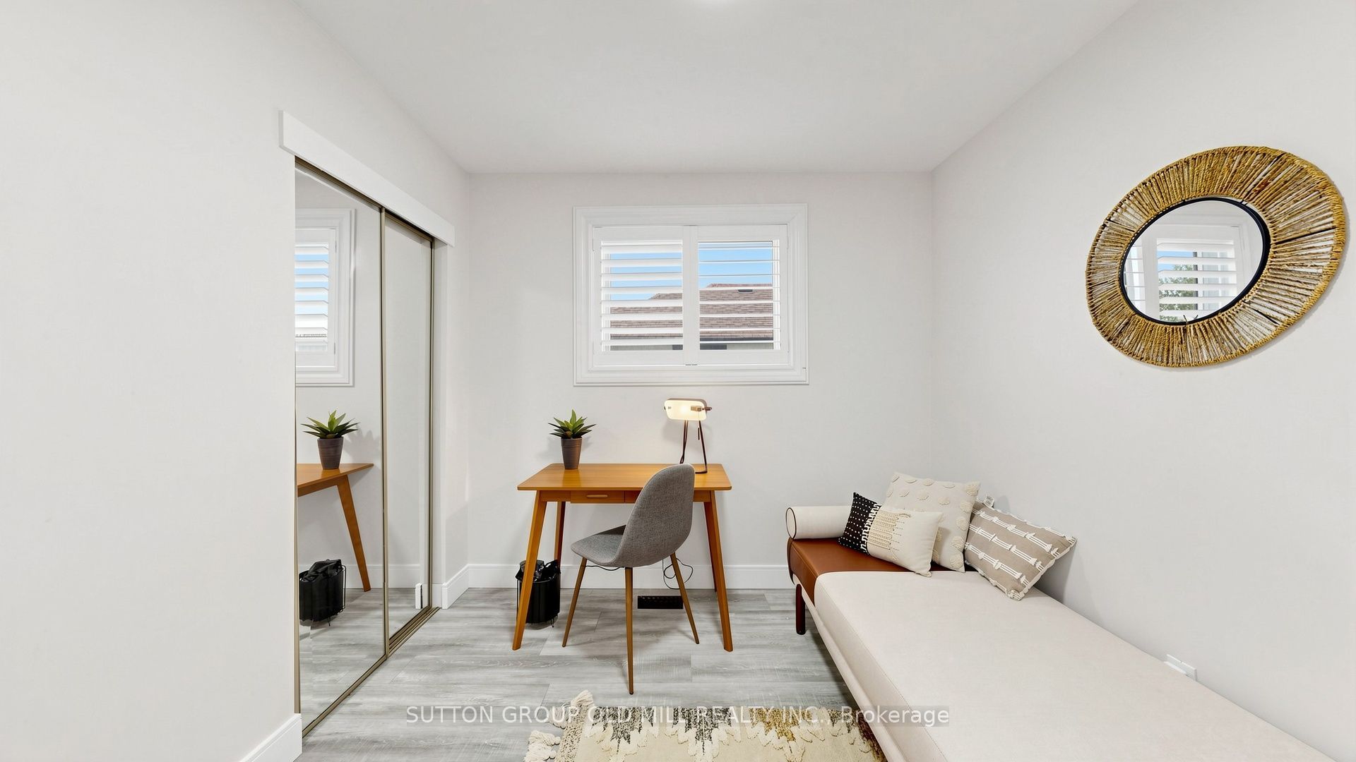 19 Ascot Avenue Property Photo 26