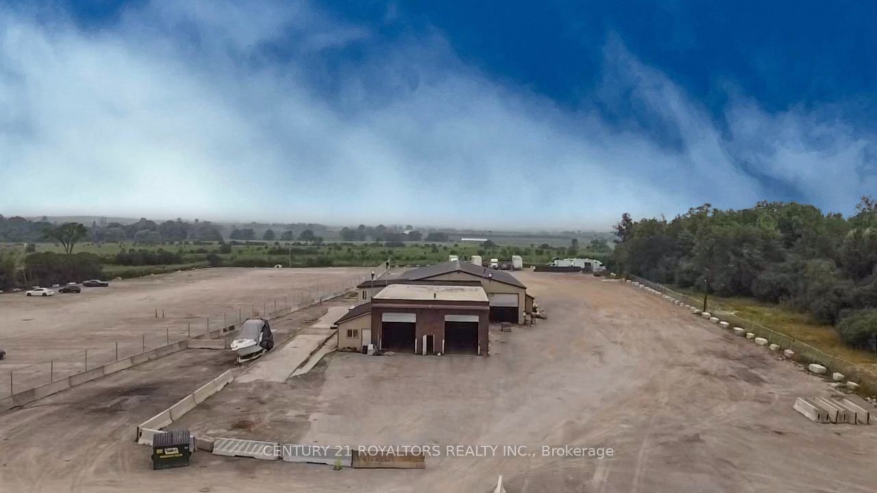 6202 Healey Road N Property Photo 12