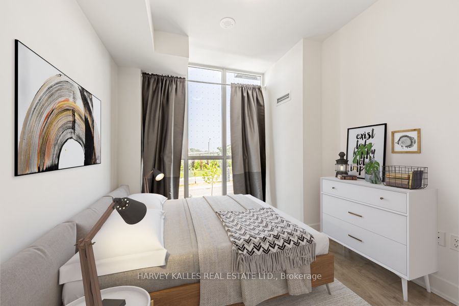 60 George Butchart Drive 4 Property Photo 14