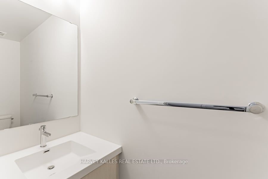 60 George Butchart Drive 4 Property Photo 17