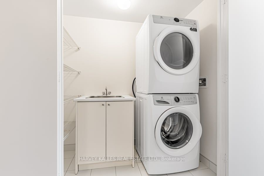 60 George Butchart Drive 4 Property Photo 22
