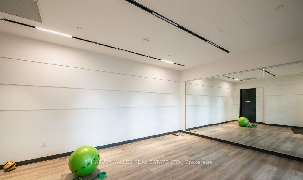 60 George Butchart Drive 4 Property Photo 27