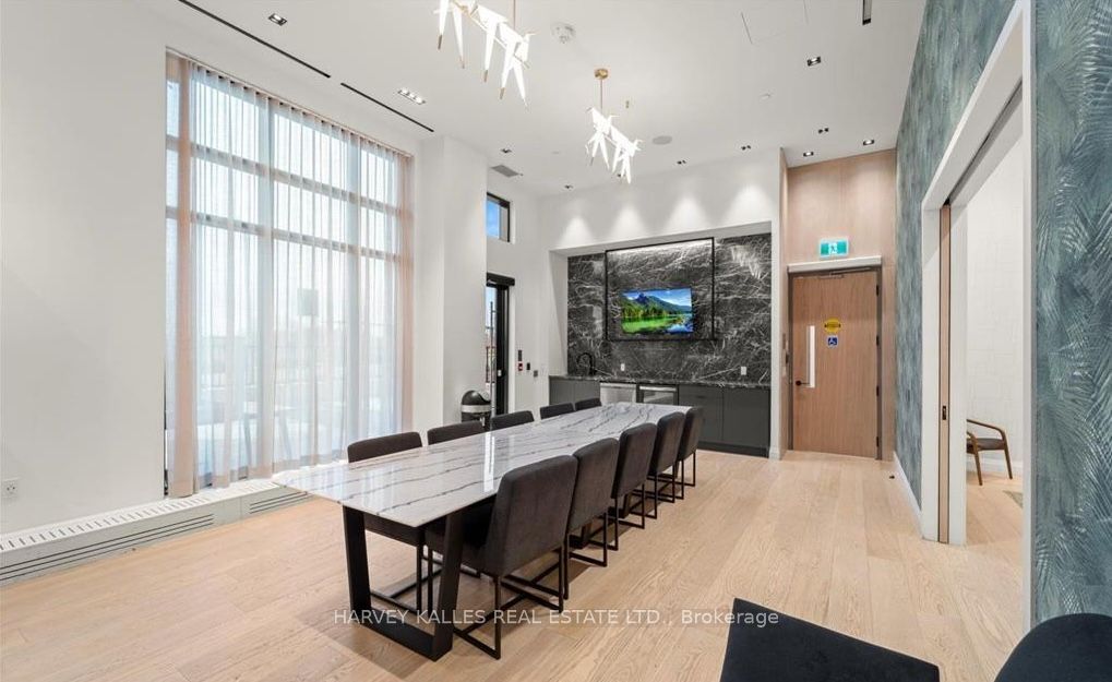 60 George Butchart Drive 4 Property Photo 31