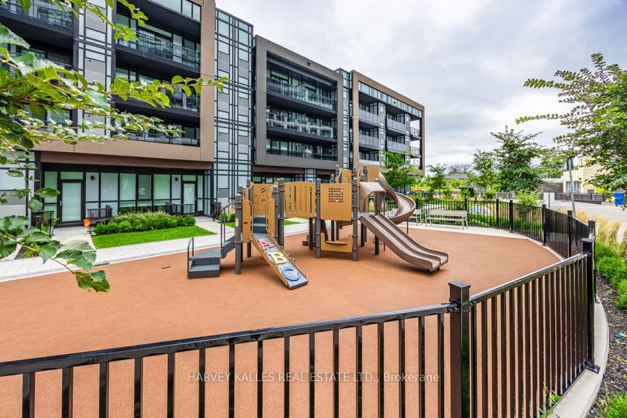 60 George Butchart Drive 4 Property Photo 50