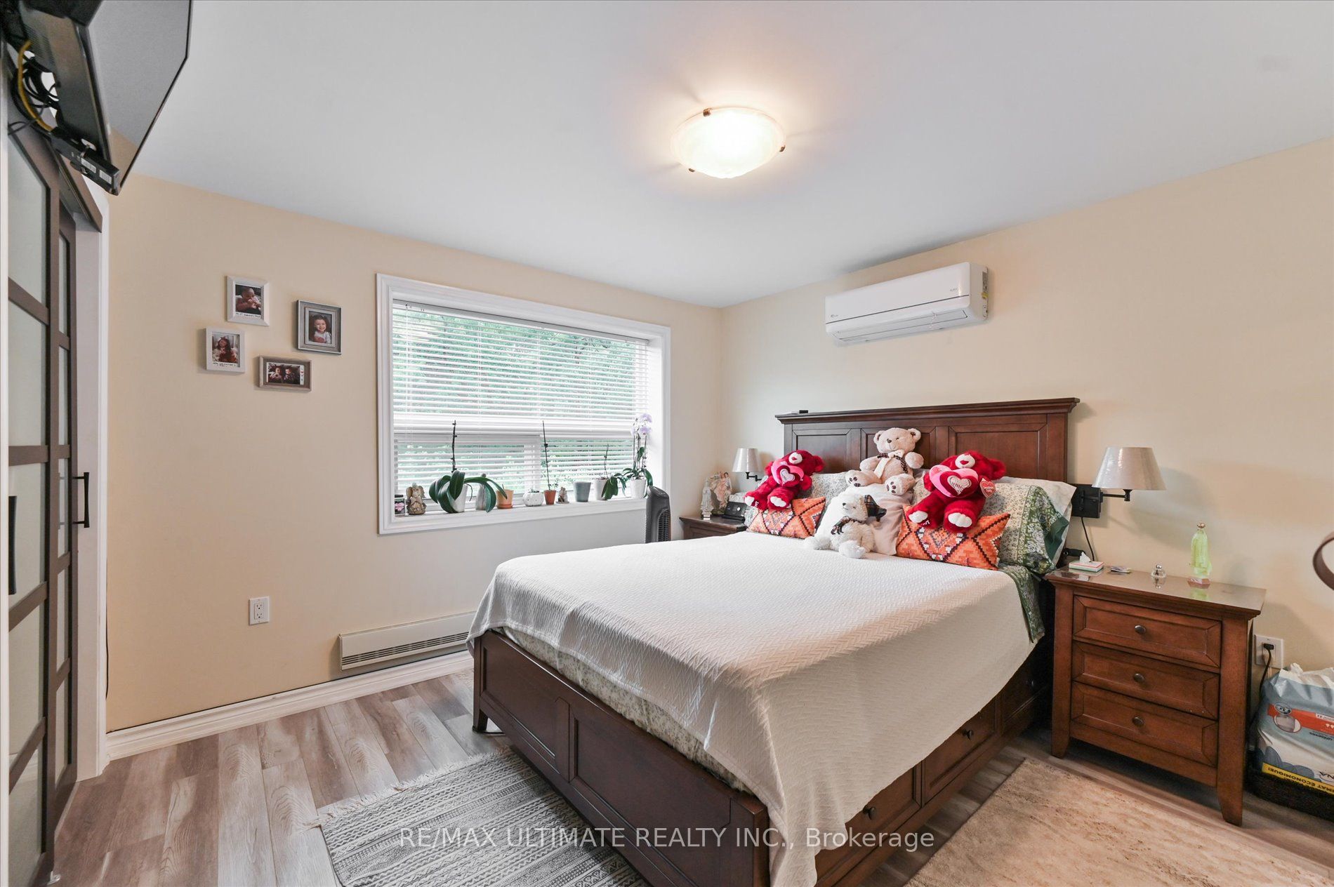 76 Hilldale Road Property Photo 12