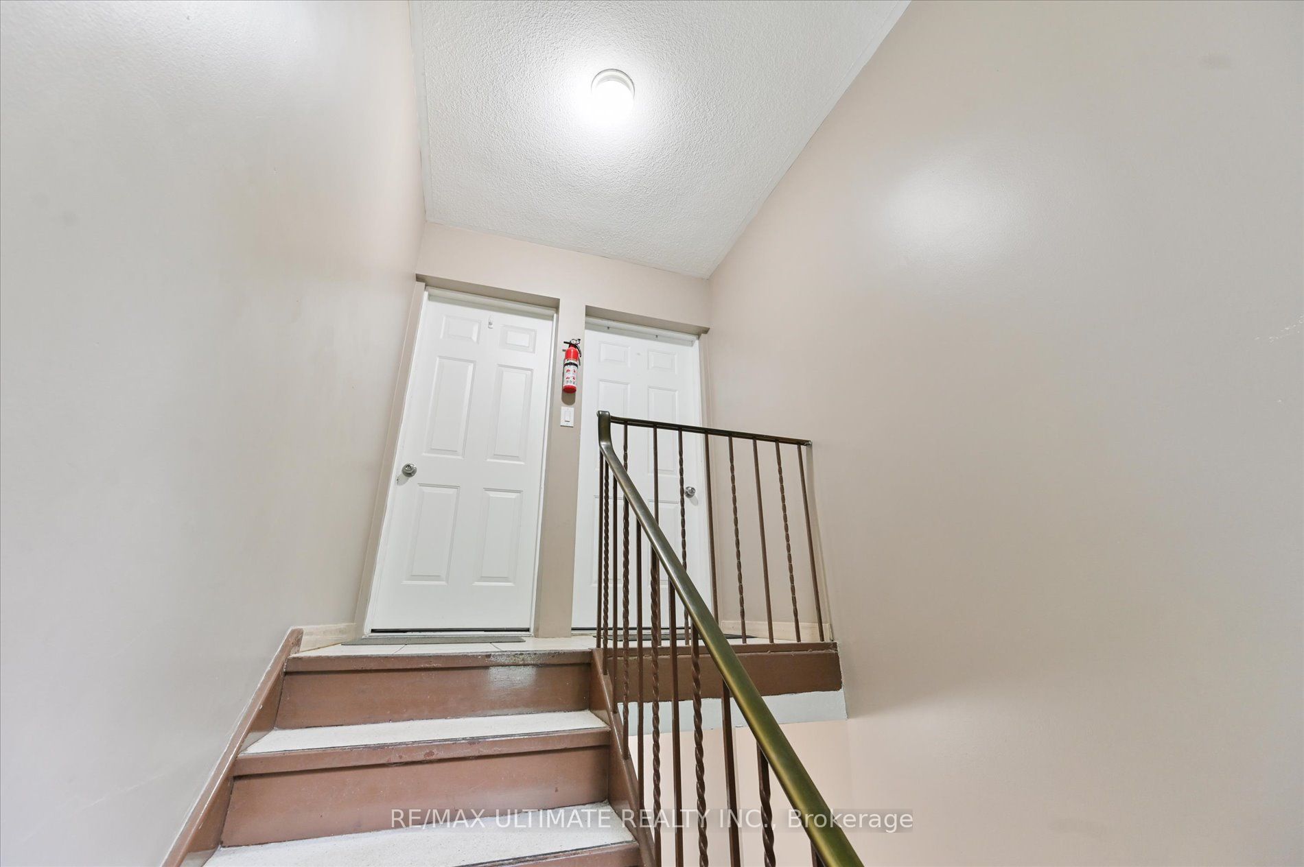 76 Hilldale Road Property Photo 25