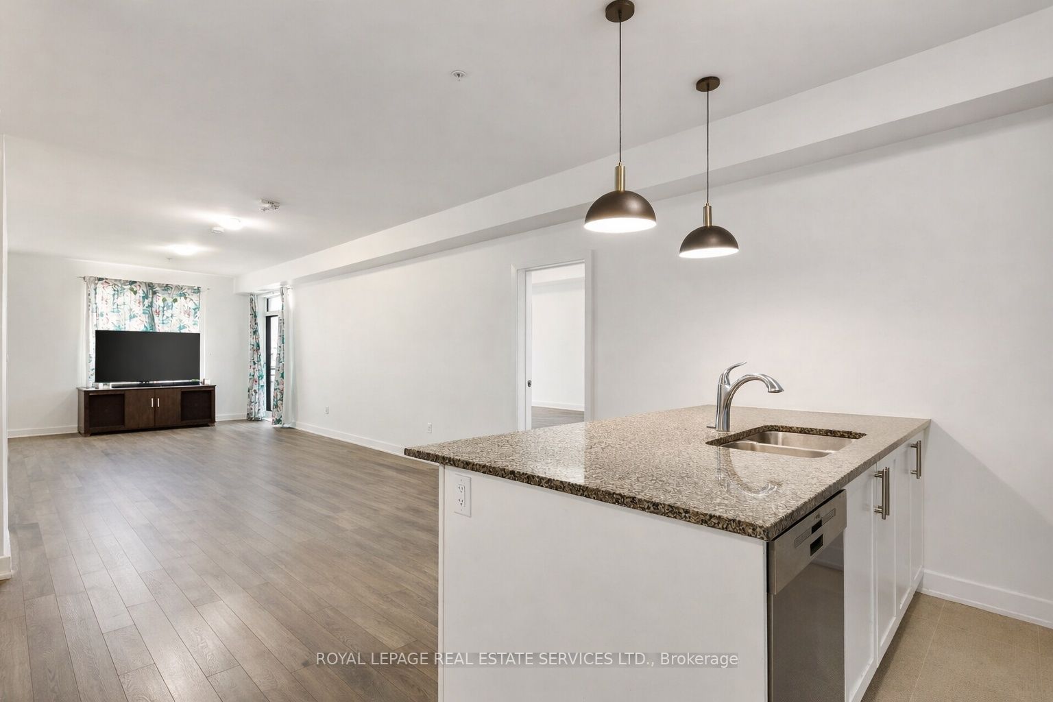 150 Oak Park Boulevard 420 Property Photo 2