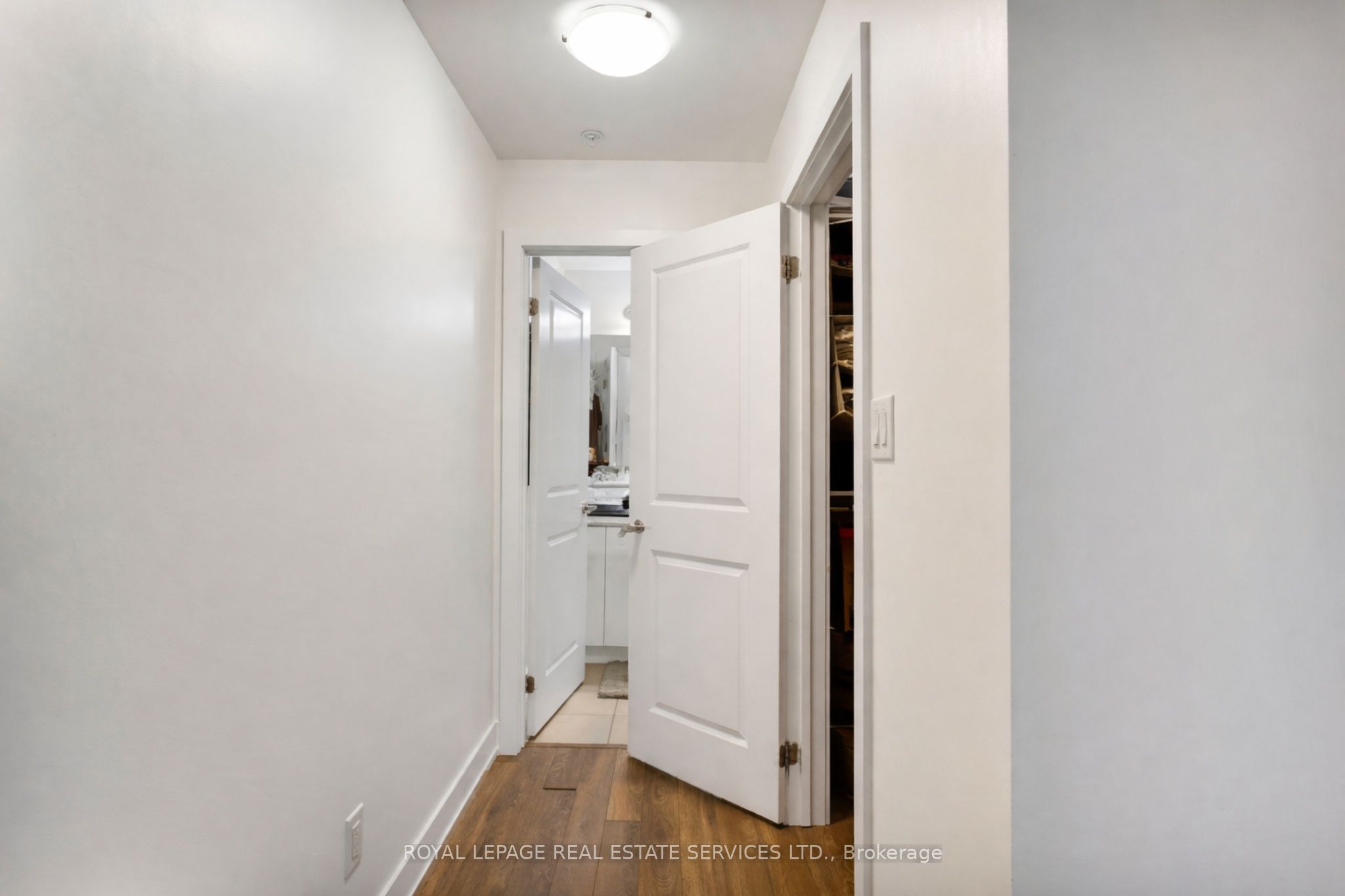 150 Oak Park Boulevard 420 Property Photo 21