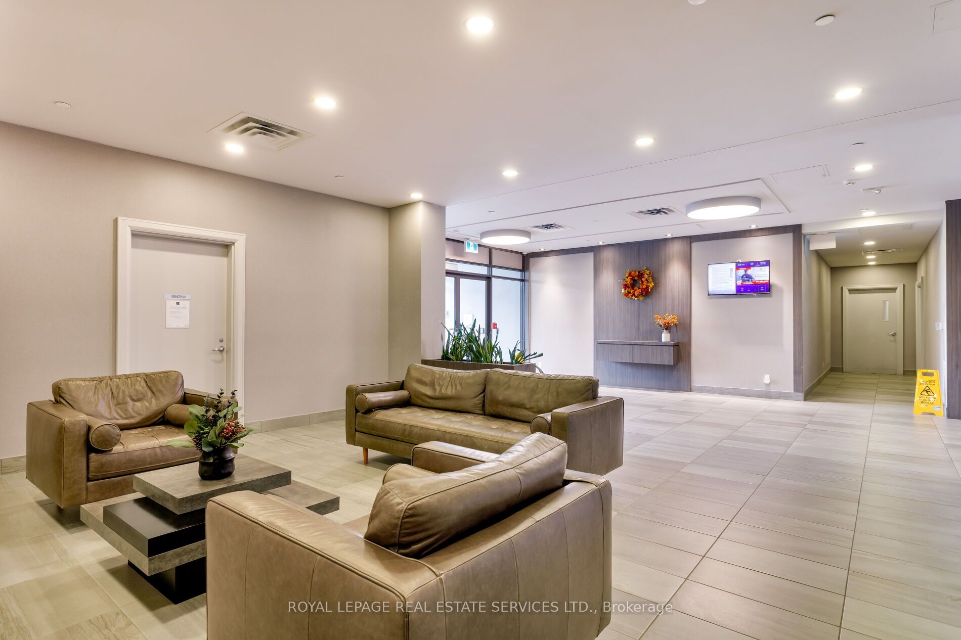 150 Oak Park Boulevard 420 Property Photo 29