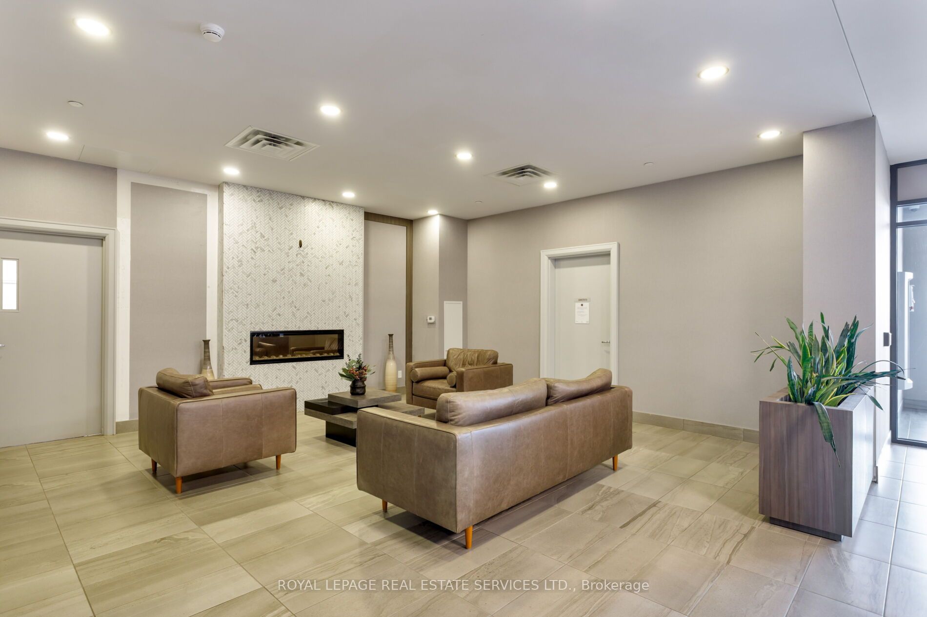 150 Oak Park Boulevard 420 Property Photo 30