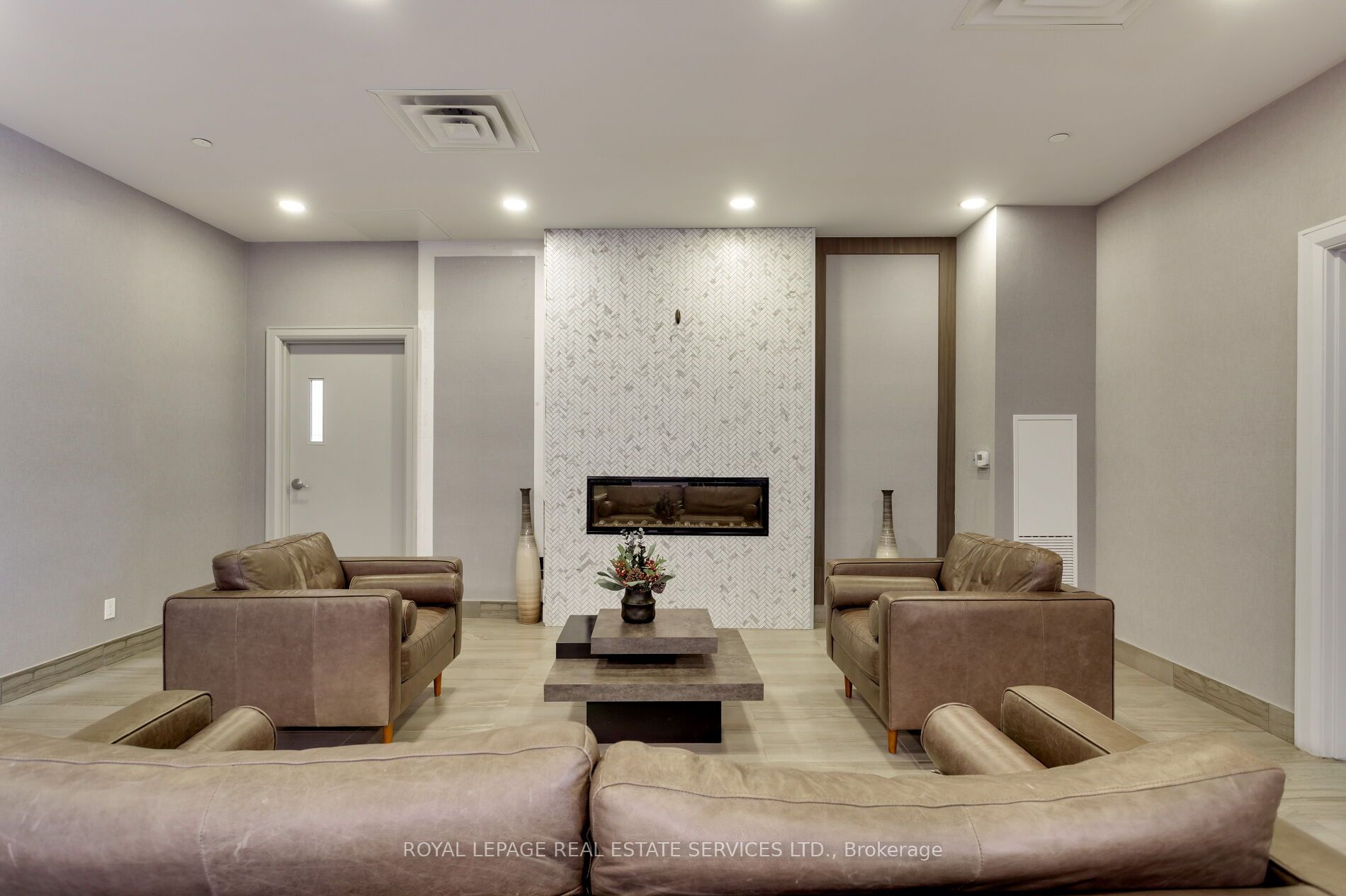 150 Oak Park Boulevard 420 Property Photo 31