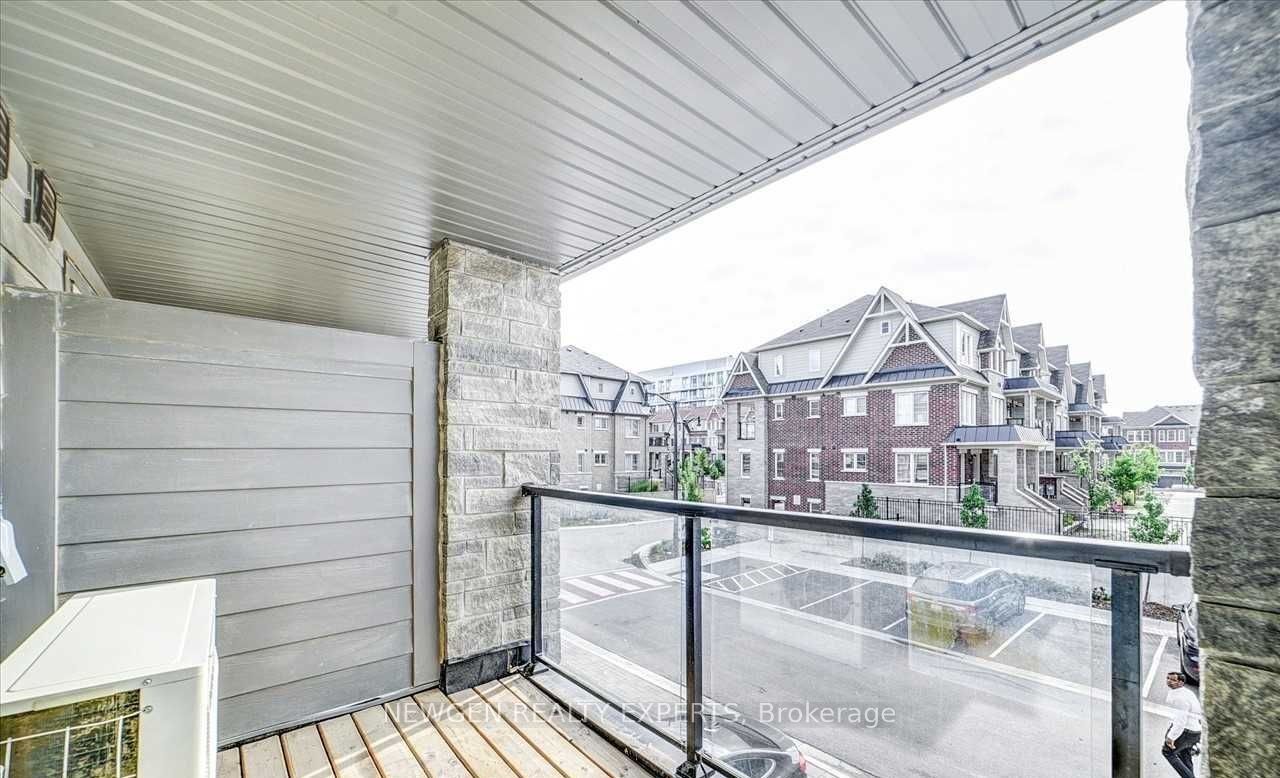 200 Veterans Drive N 16 Property Photo 3