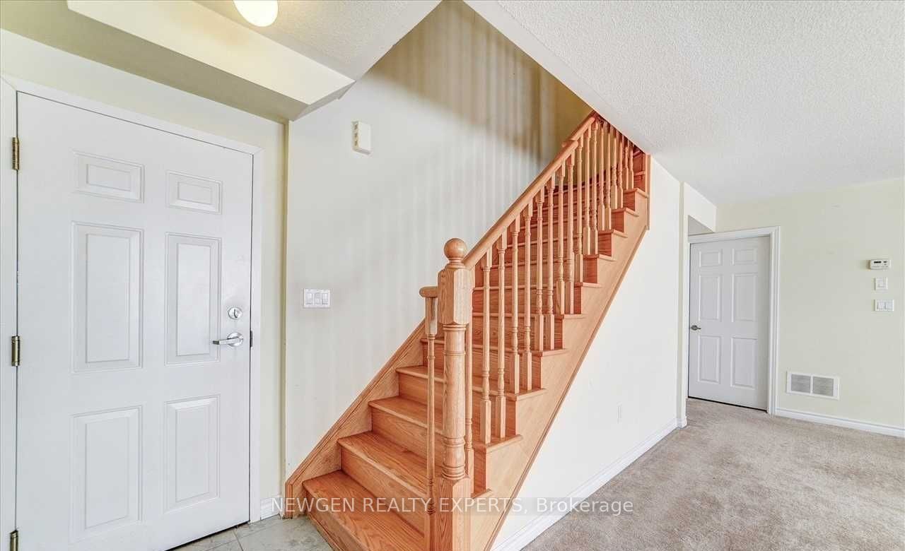 200 Veterans Drive N 16 Property Photo 4