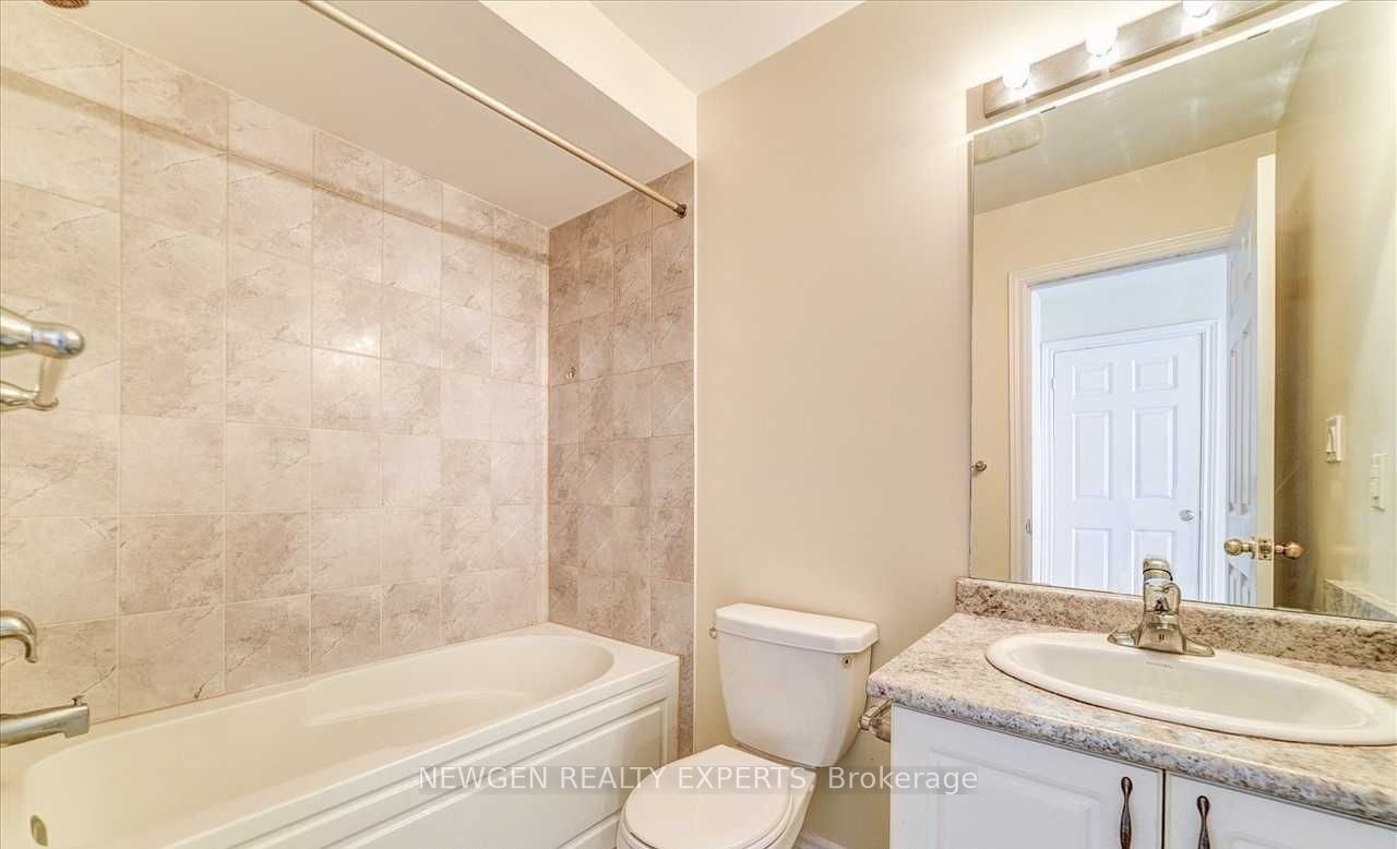 200 Veterans Drive N 16 Property Photo 7