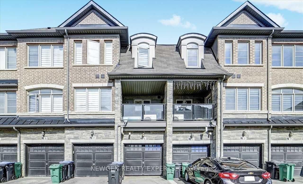 200 Veterans Drive N 16 Property Photo 14