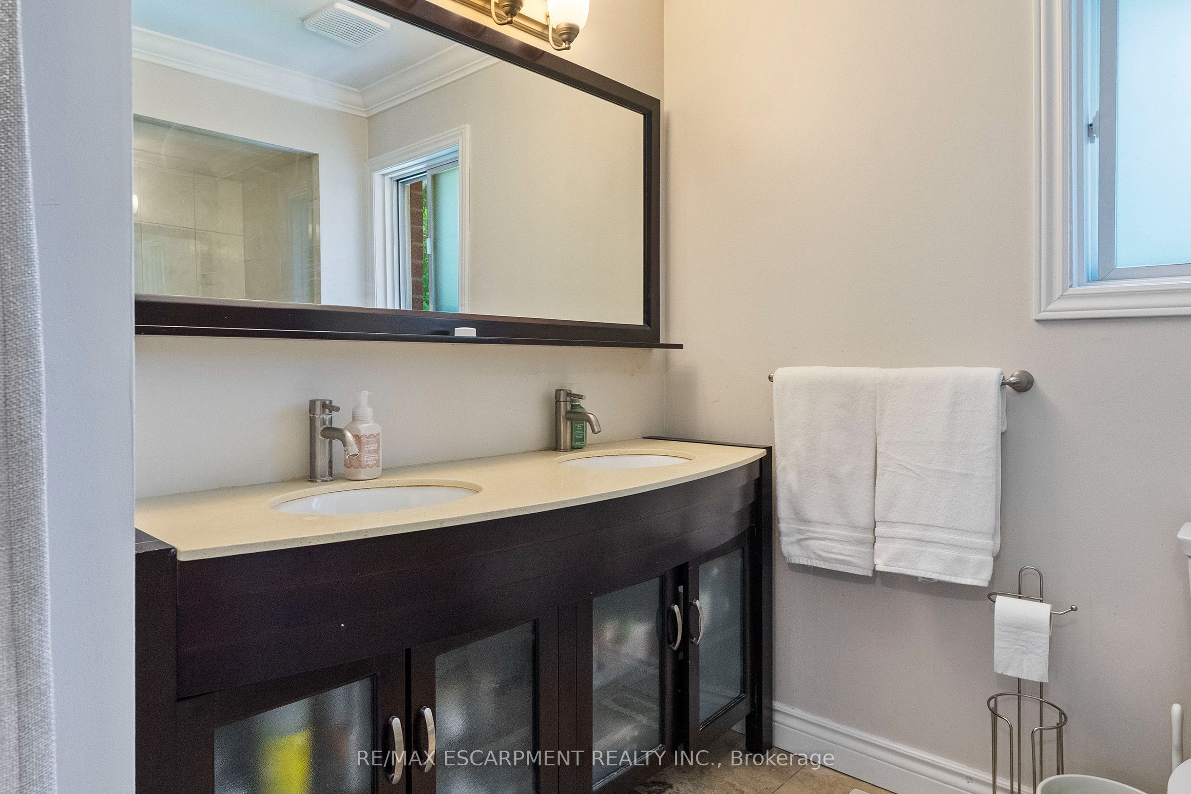 1839 Fellen Place Property Photo 23