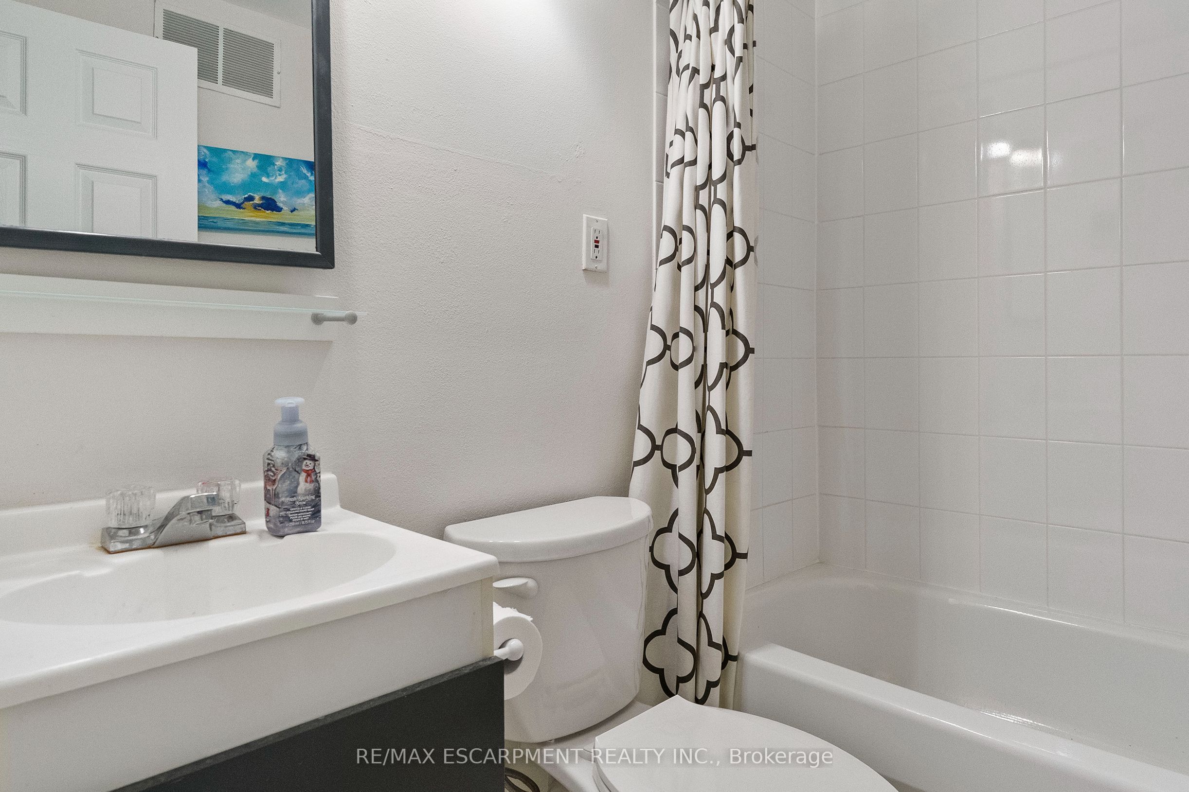 1839 Fellen Place Property Photo 36