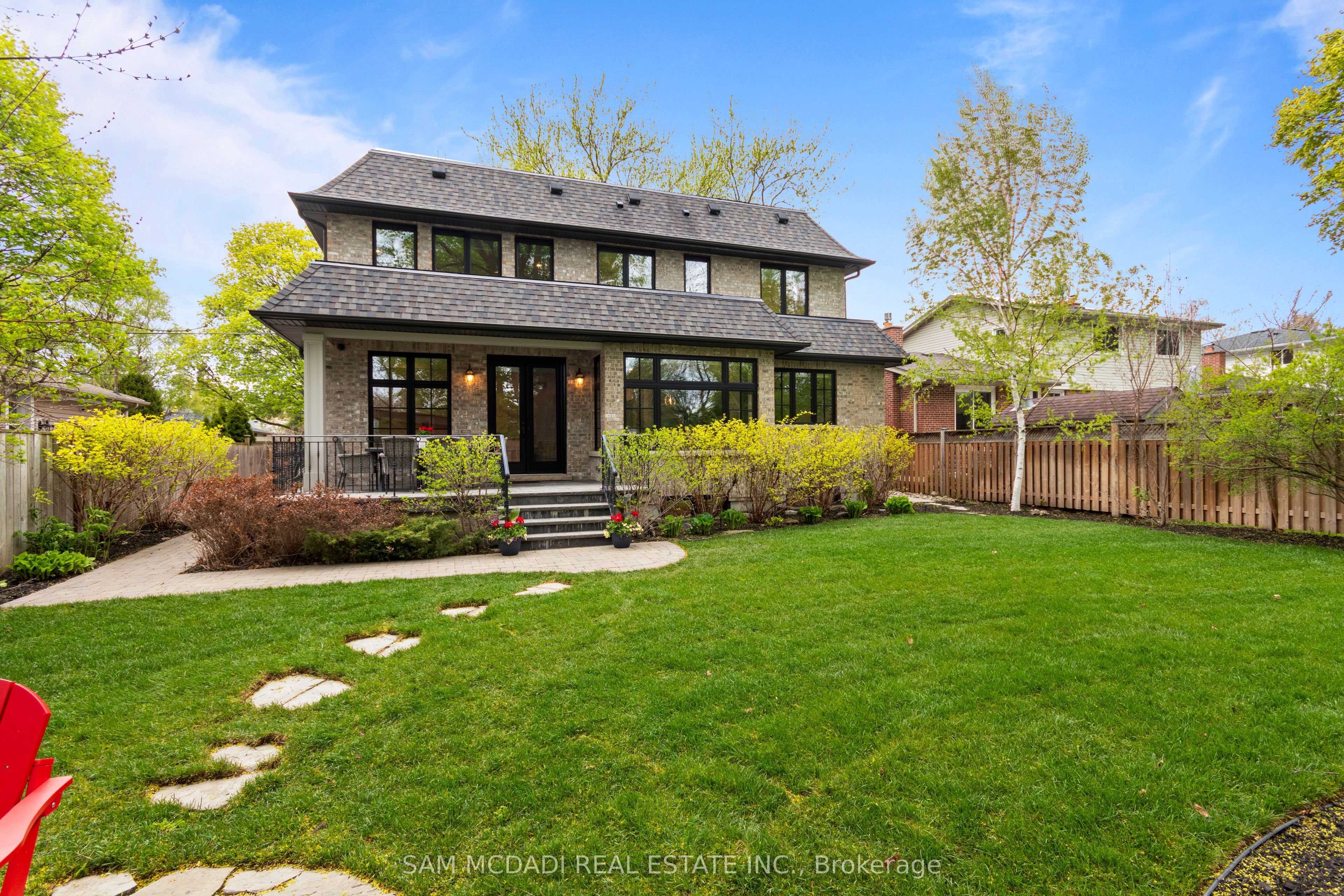 1134 Welwyn Drive Property Photo 4