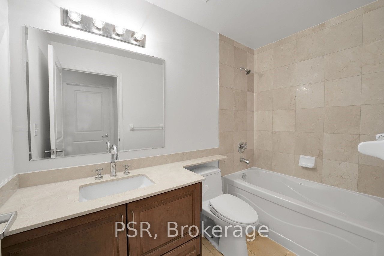 1910 Lake Shore Boulevard W 903 Property Photo 9